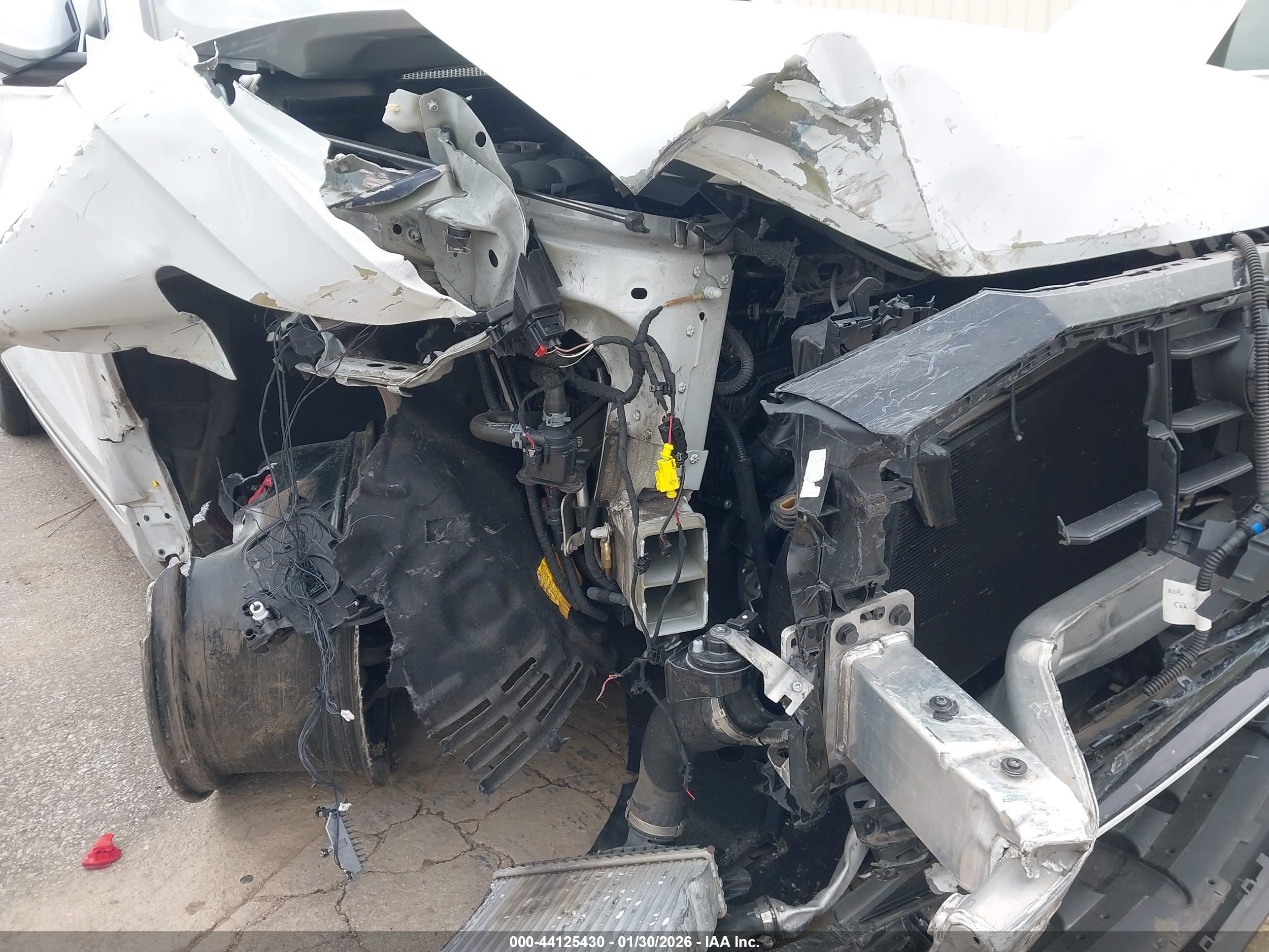 AUDI Q8 image 6