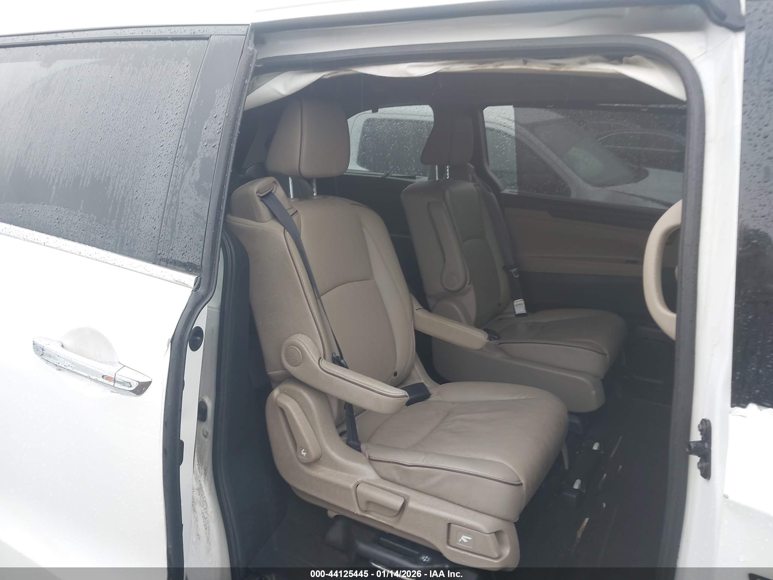 HONDA ODYSSEY image 8