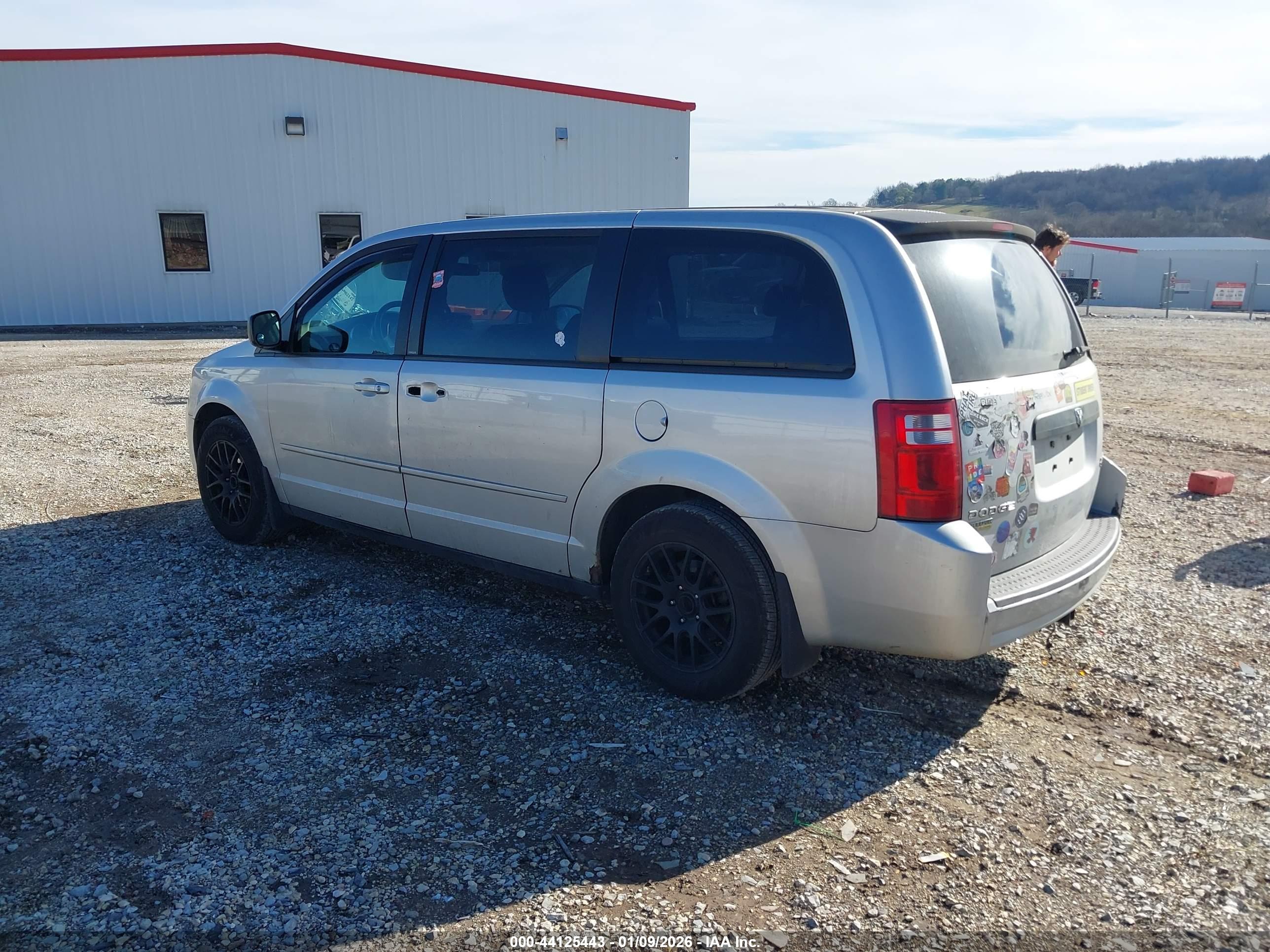 DODGE GRAND image 3