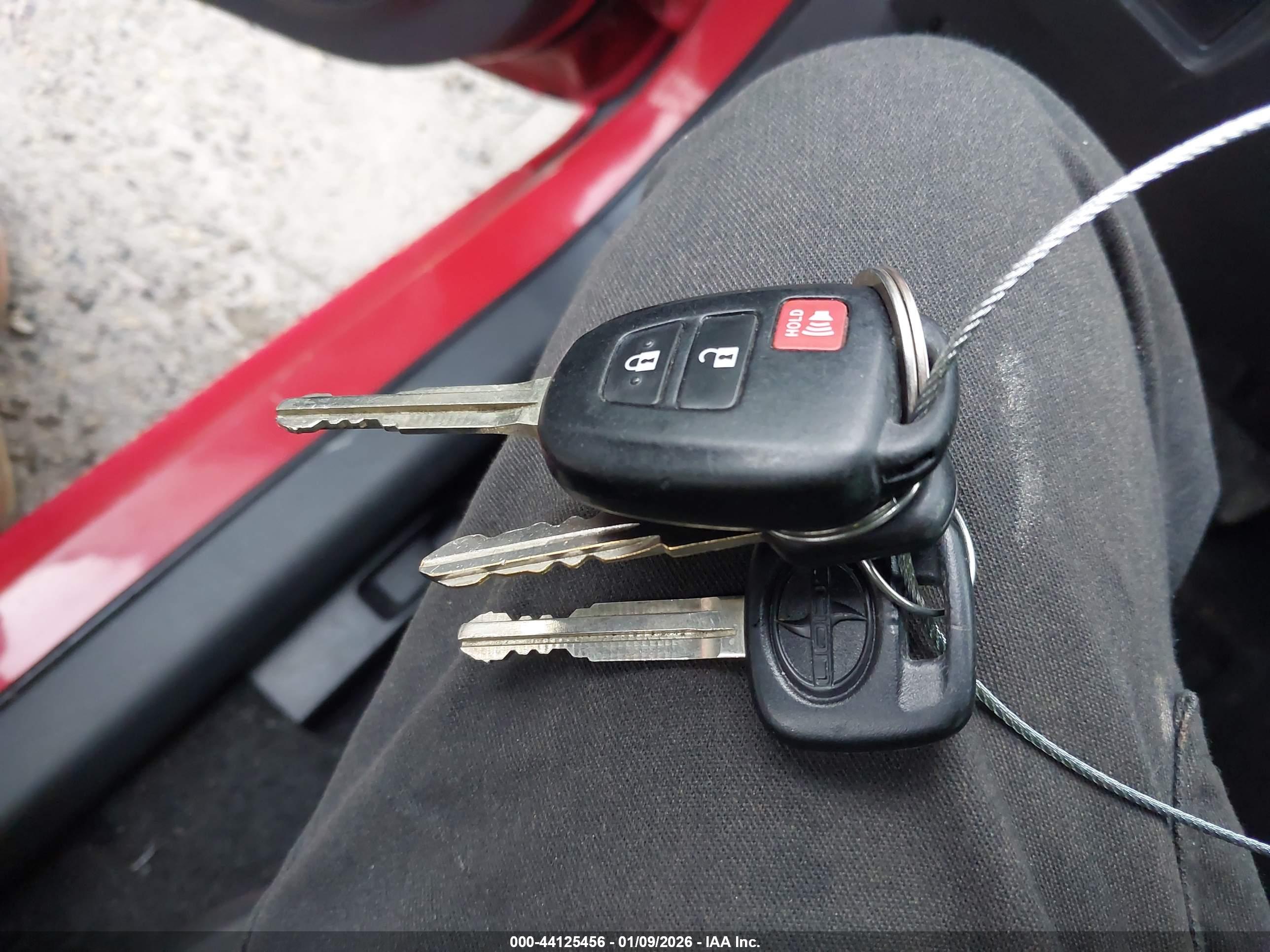 SCION XB image 11