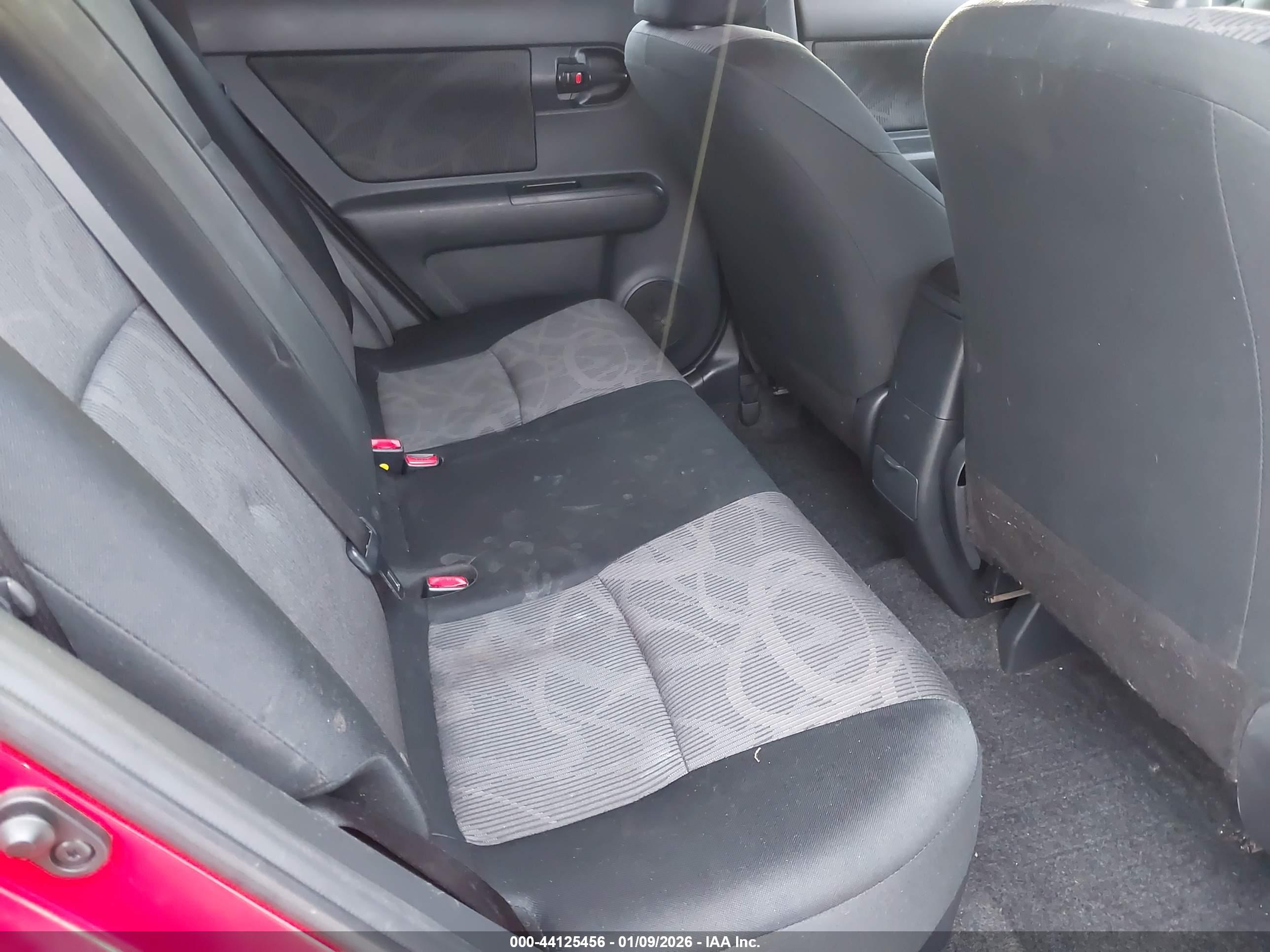 SCION XB image 8