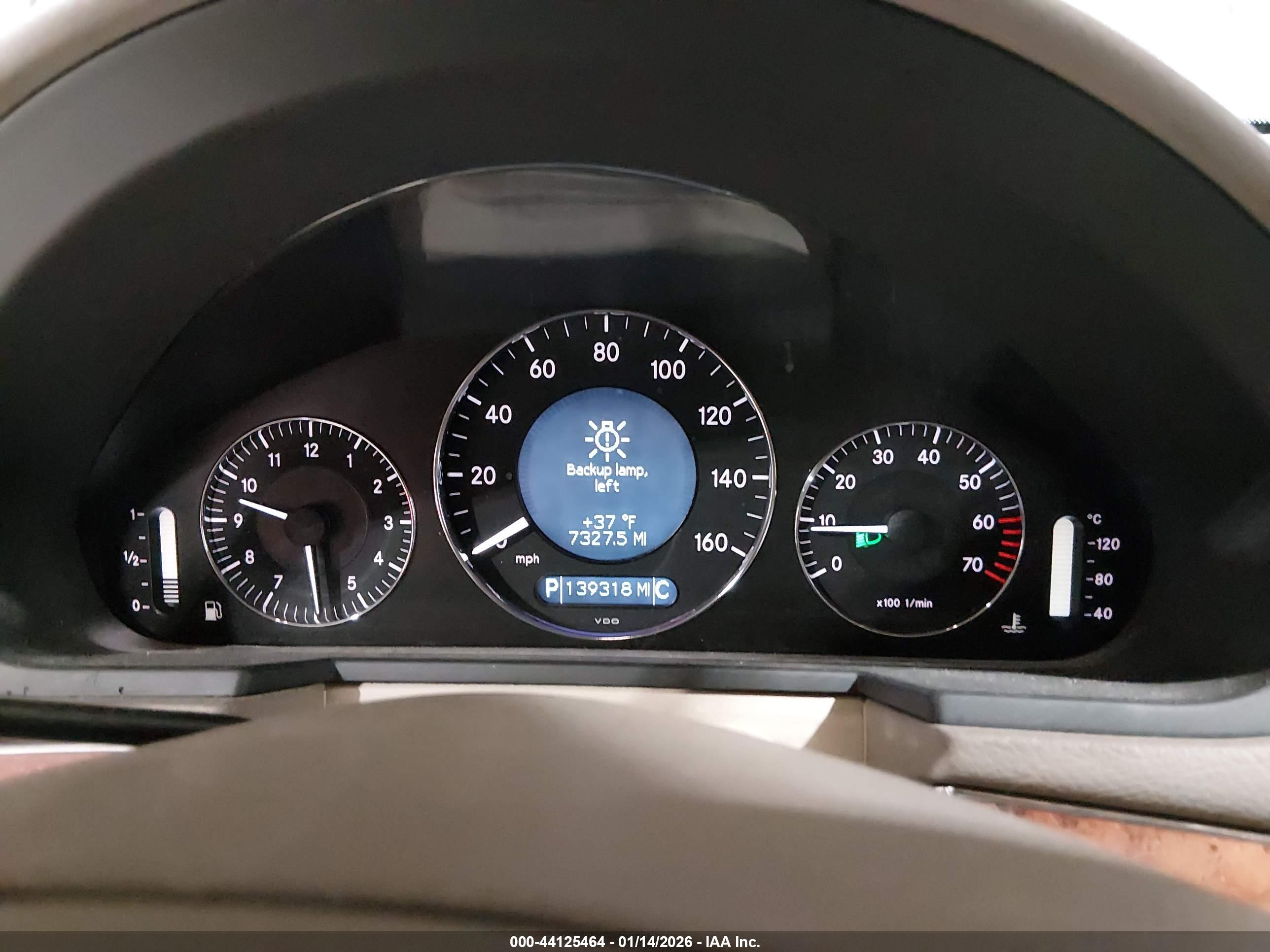 MERCEDES-BENZ E image 7