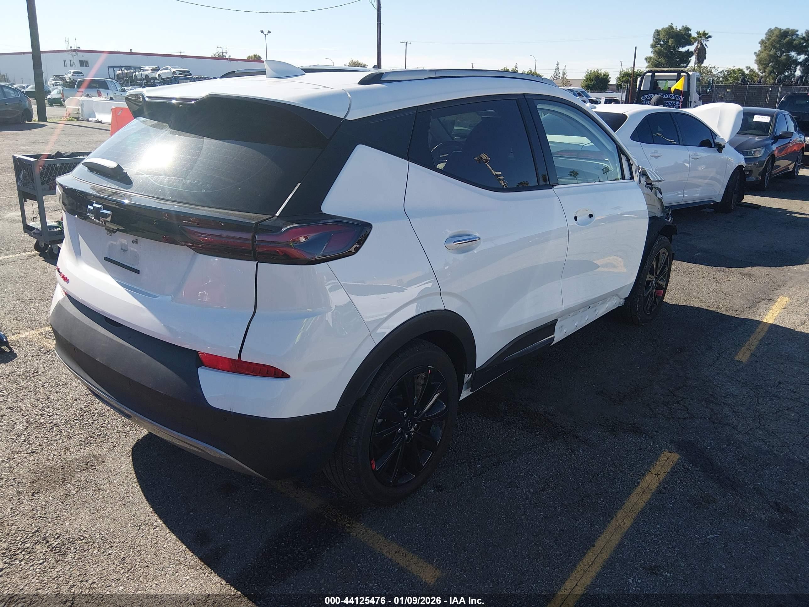 CHEVROLET BOLT image 4