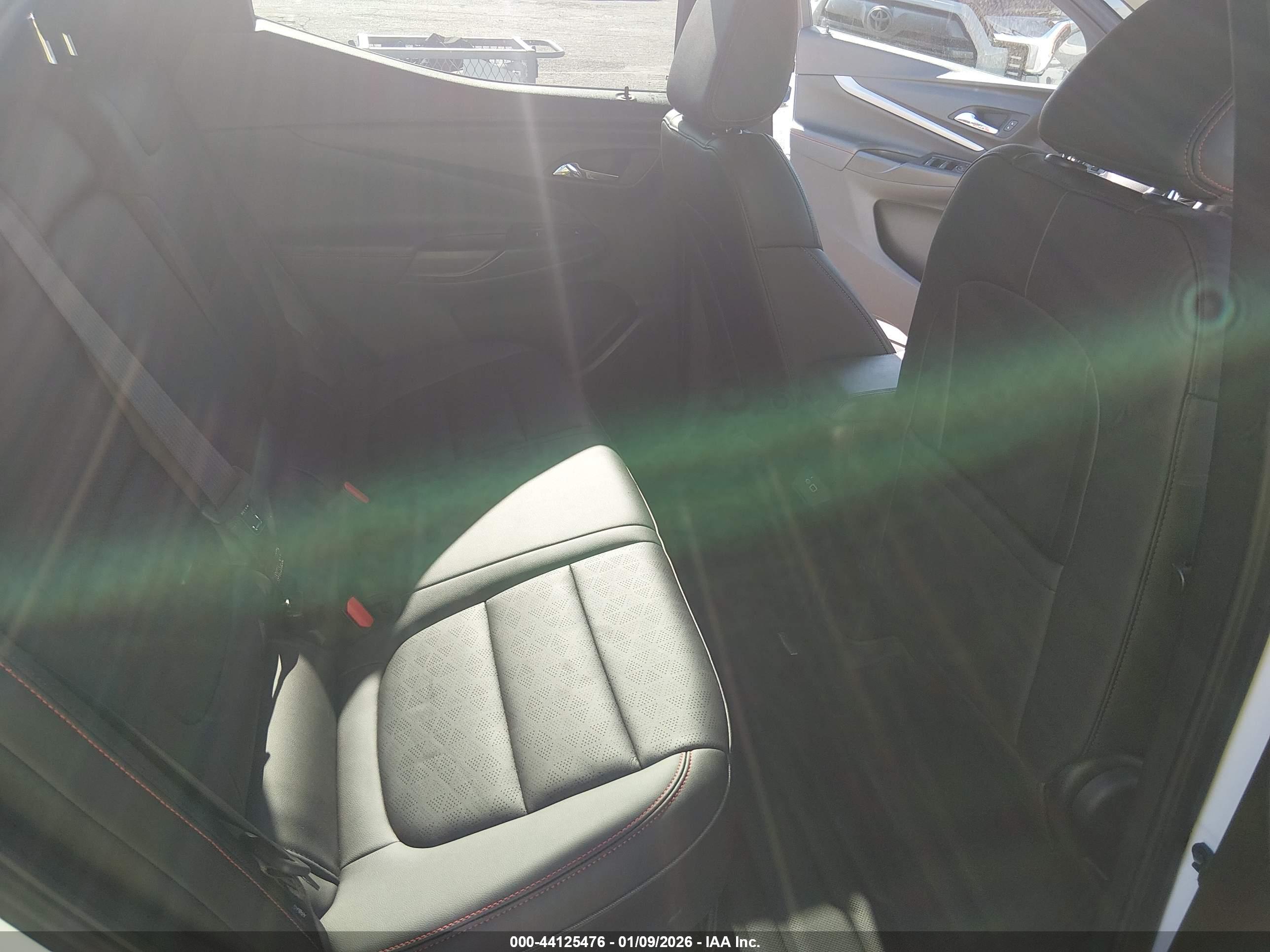 CHEVROLET BOLT image 8