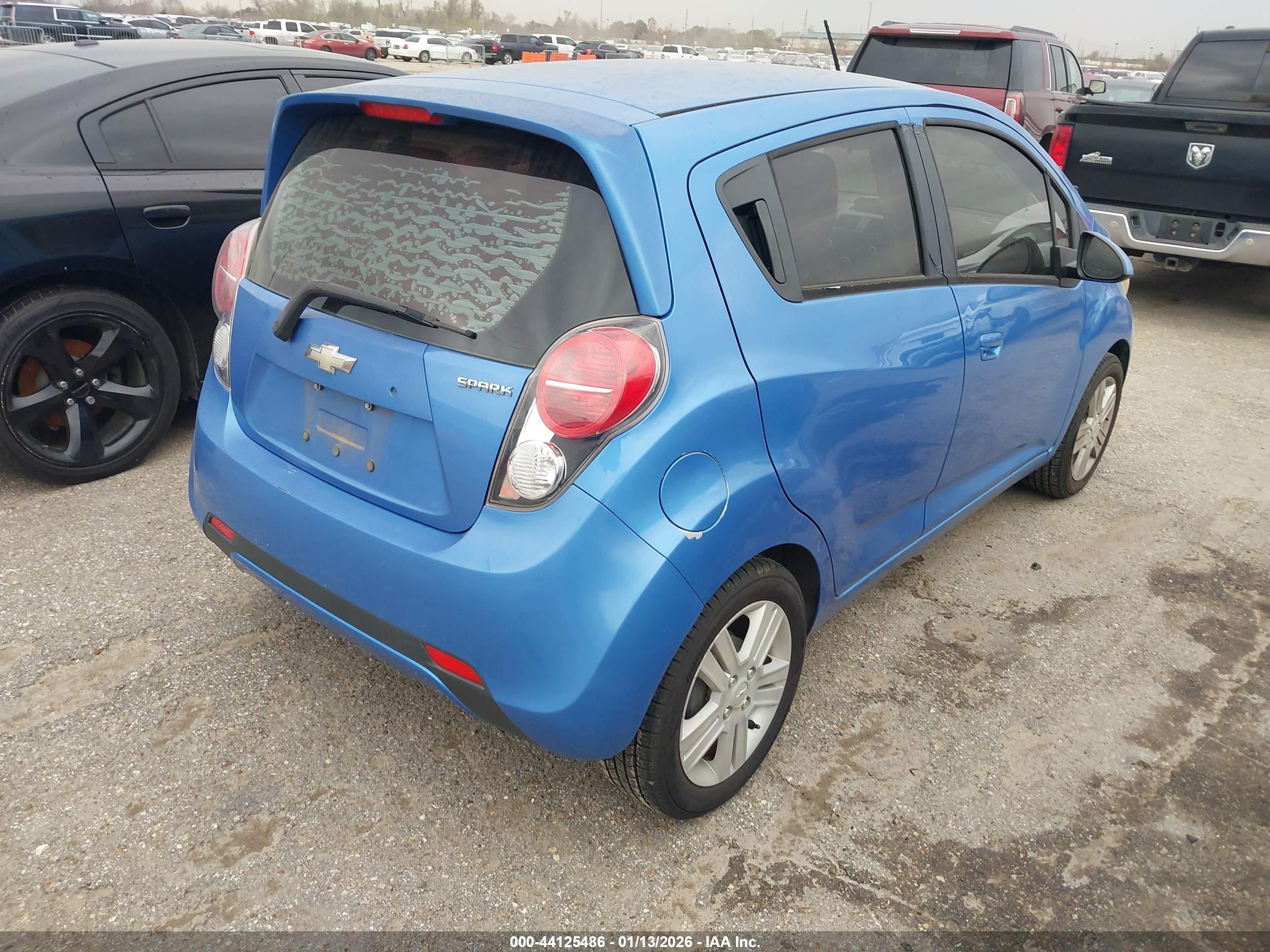 CHEVROLET SPARK image 4