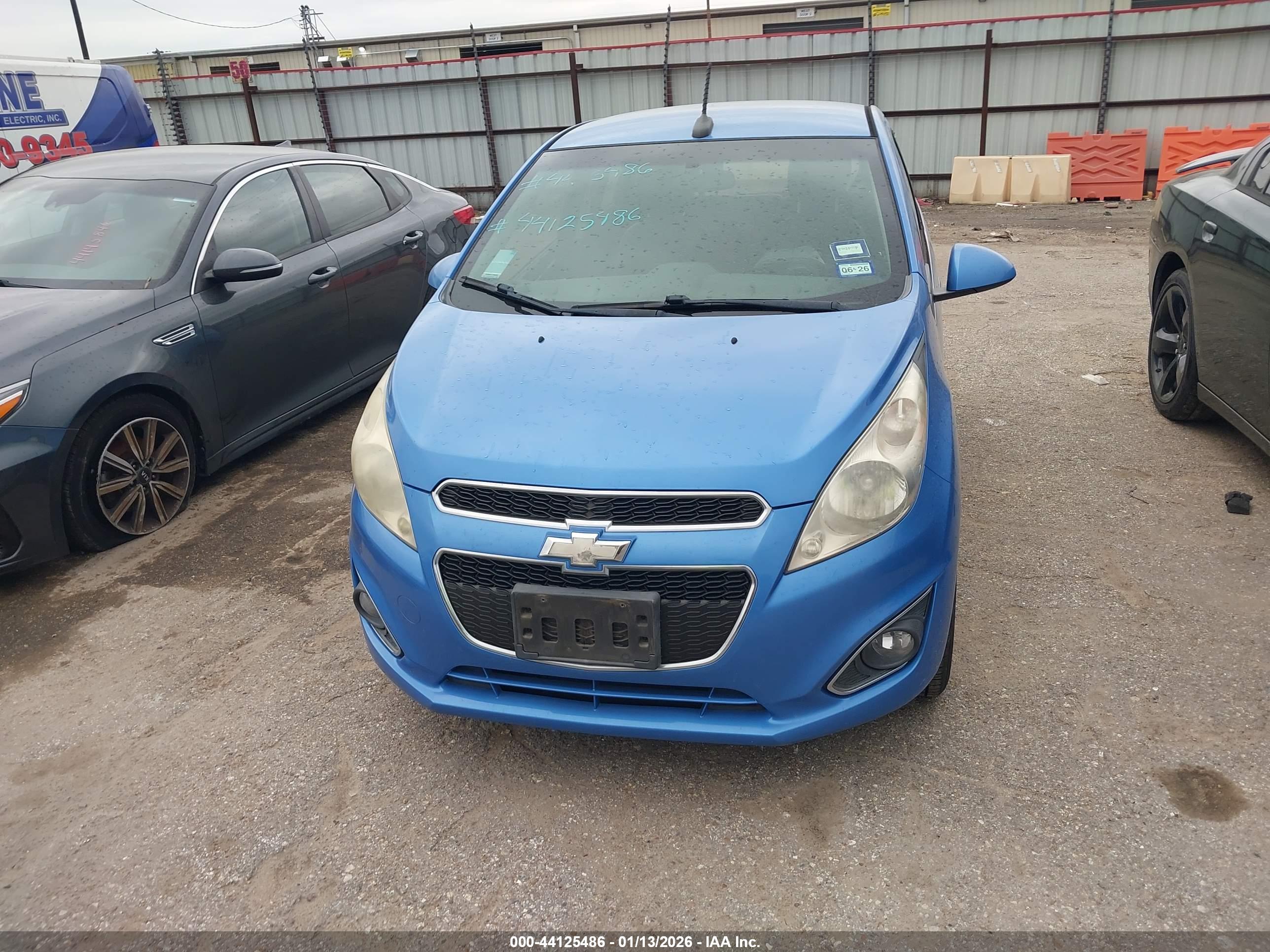CHEVROLET SPARK image 6