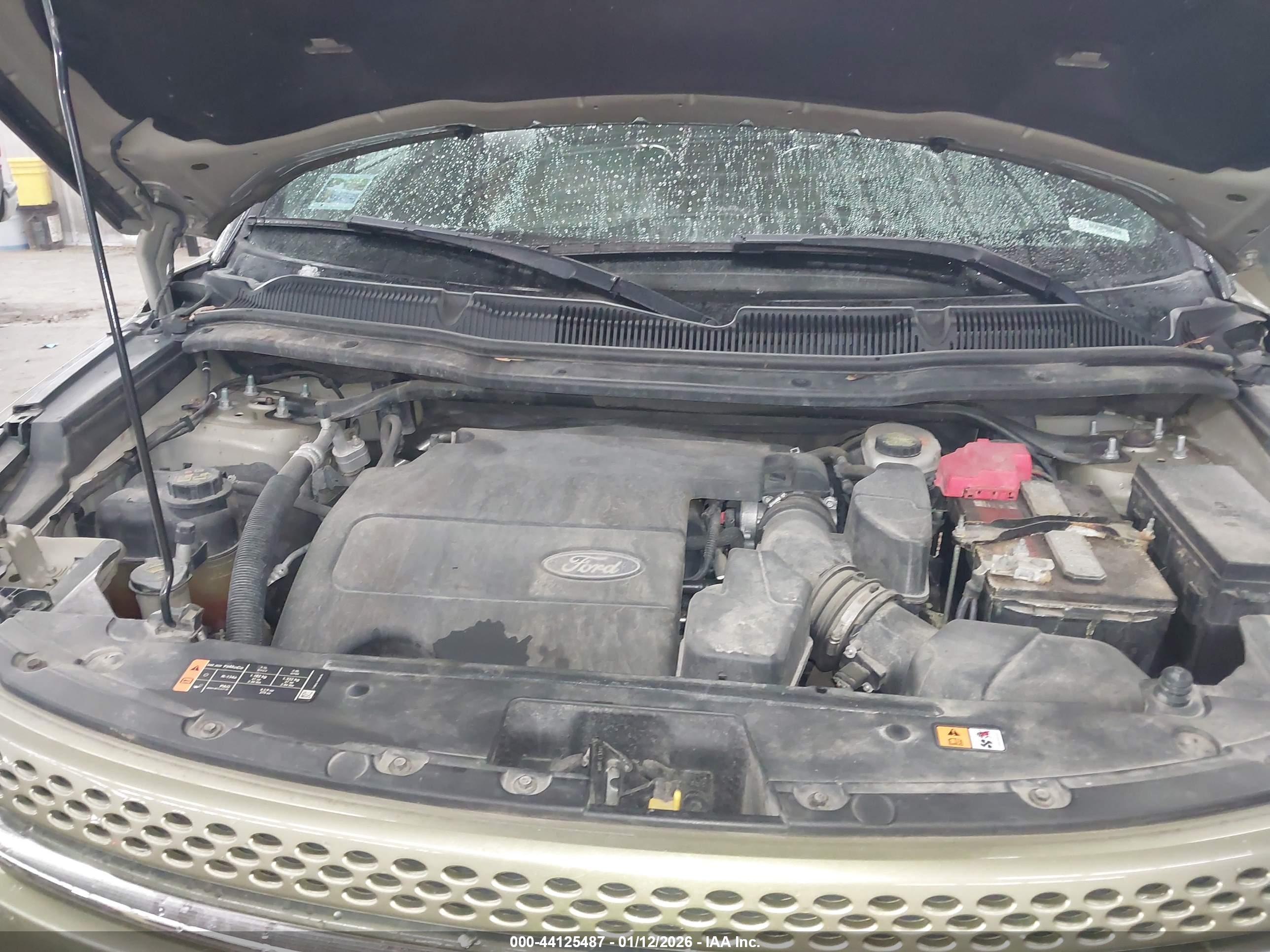 FORD EXPLORER image 10