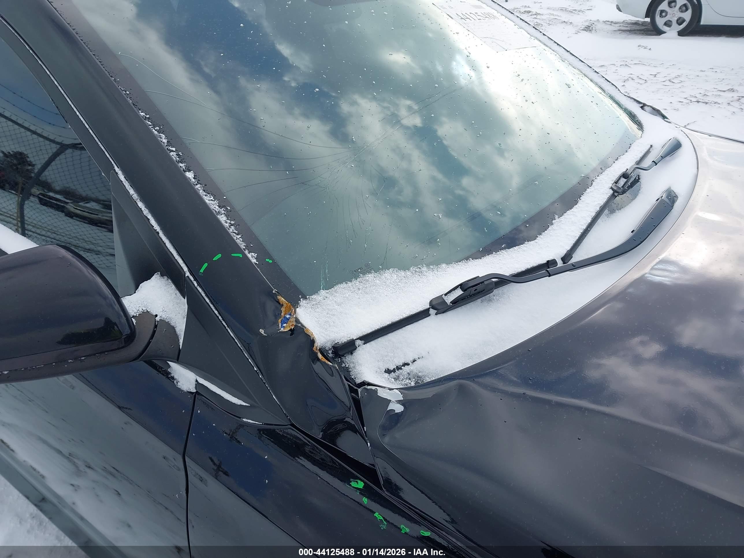 HYUNDAI ACCENT image 6