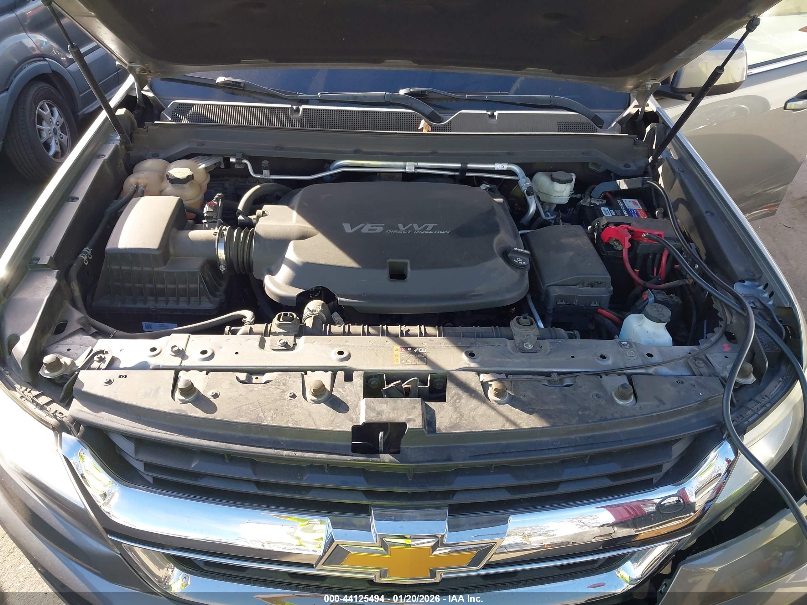 CHEVROLET COLORADO image 10
