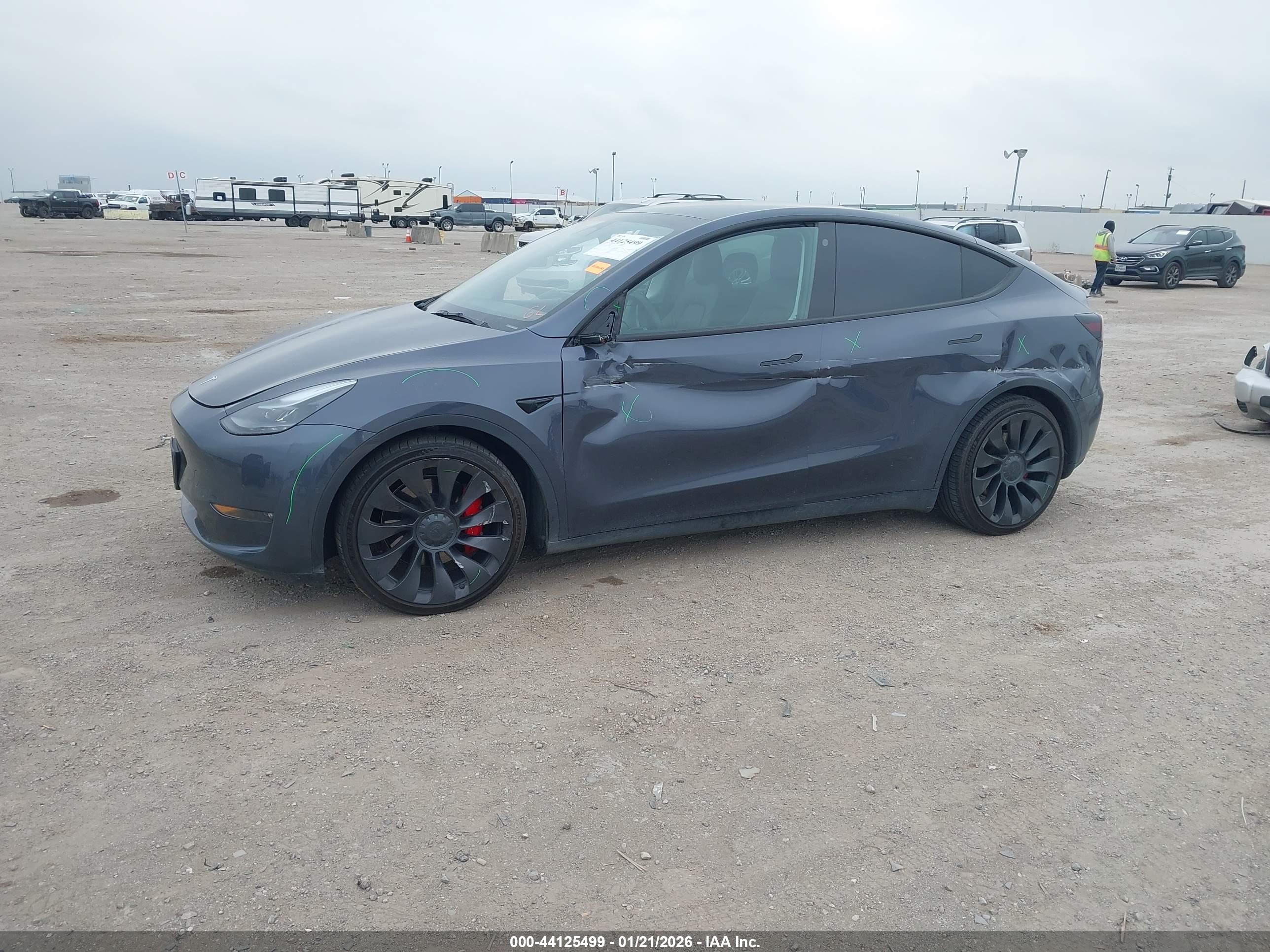 TESLA MODEL image 6