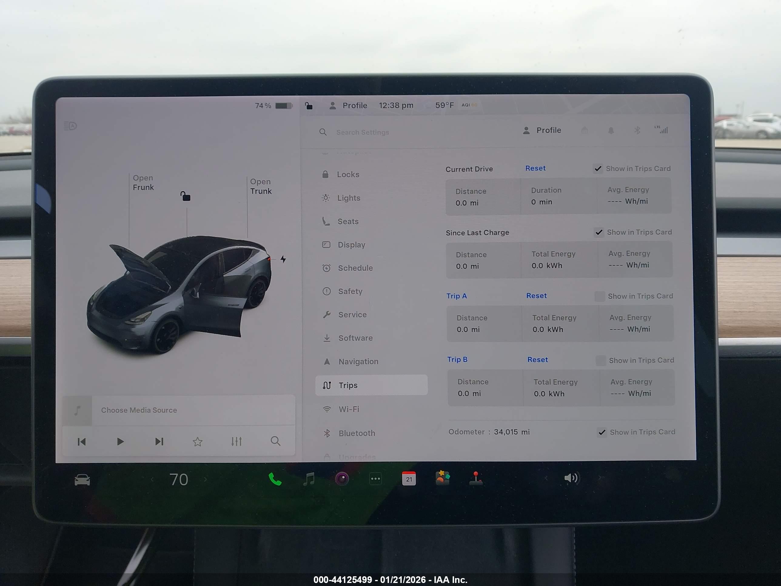 TESLA MODEL image 7
