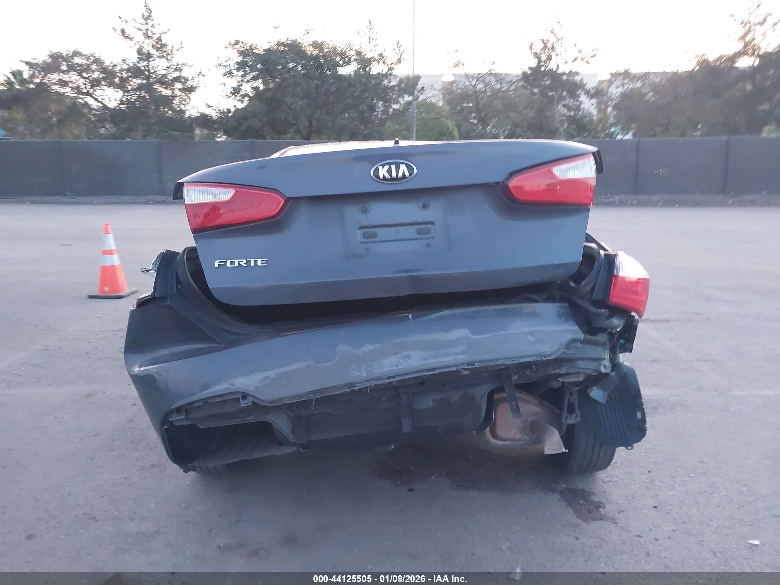 KIA FORTE image 6