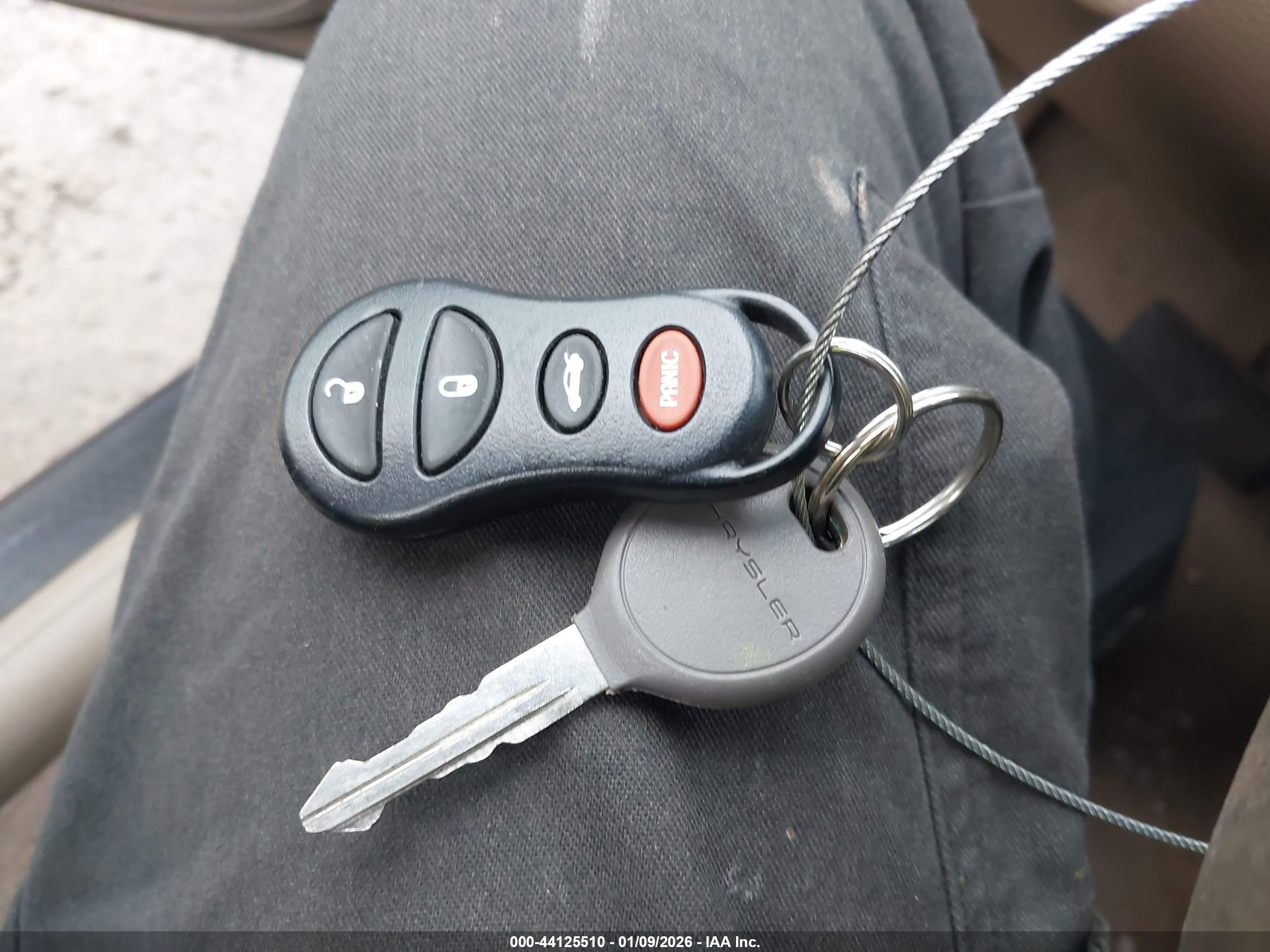 CHRYSLER SEBRING image 11