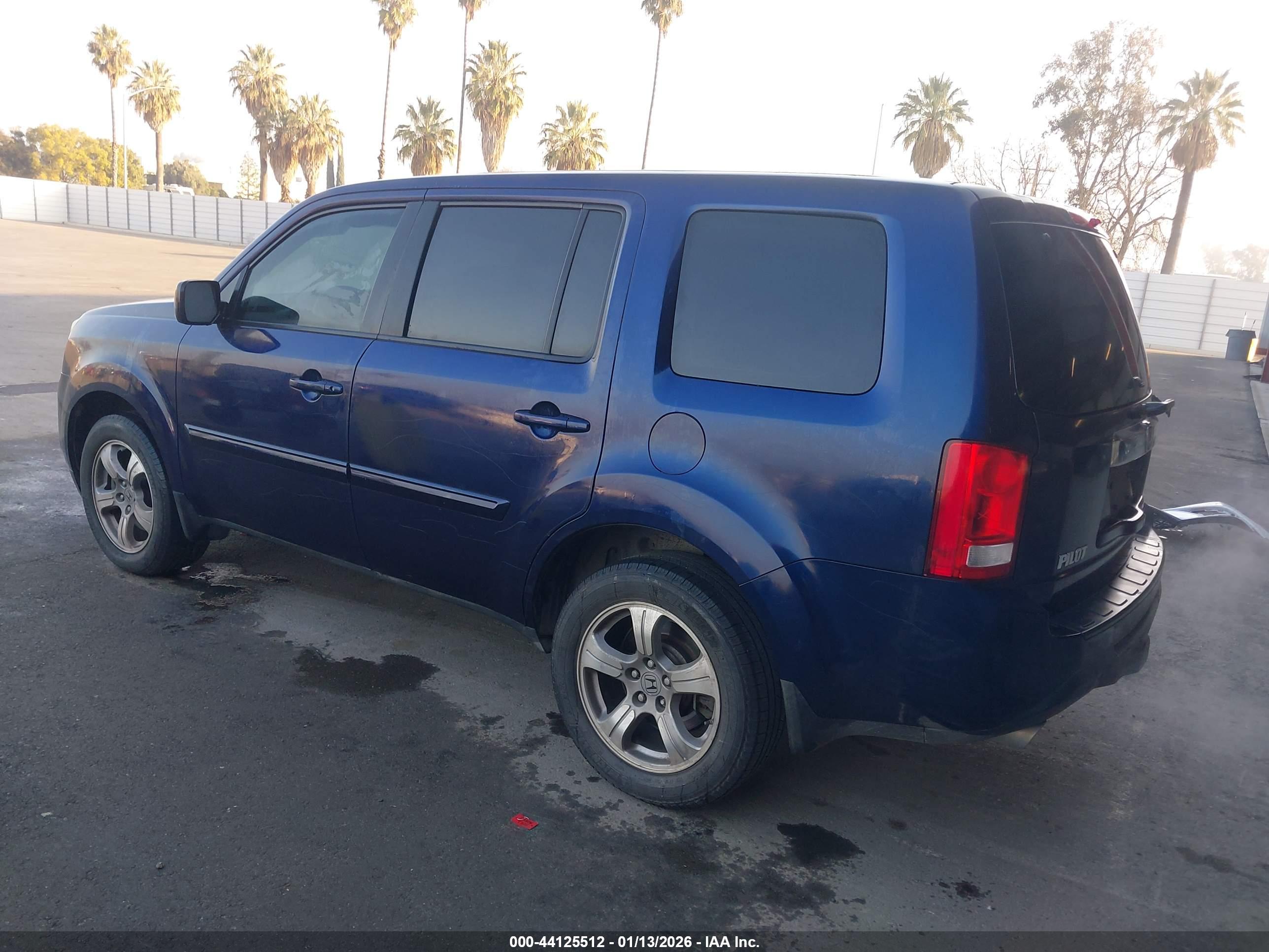 HONDA PILOT image 3