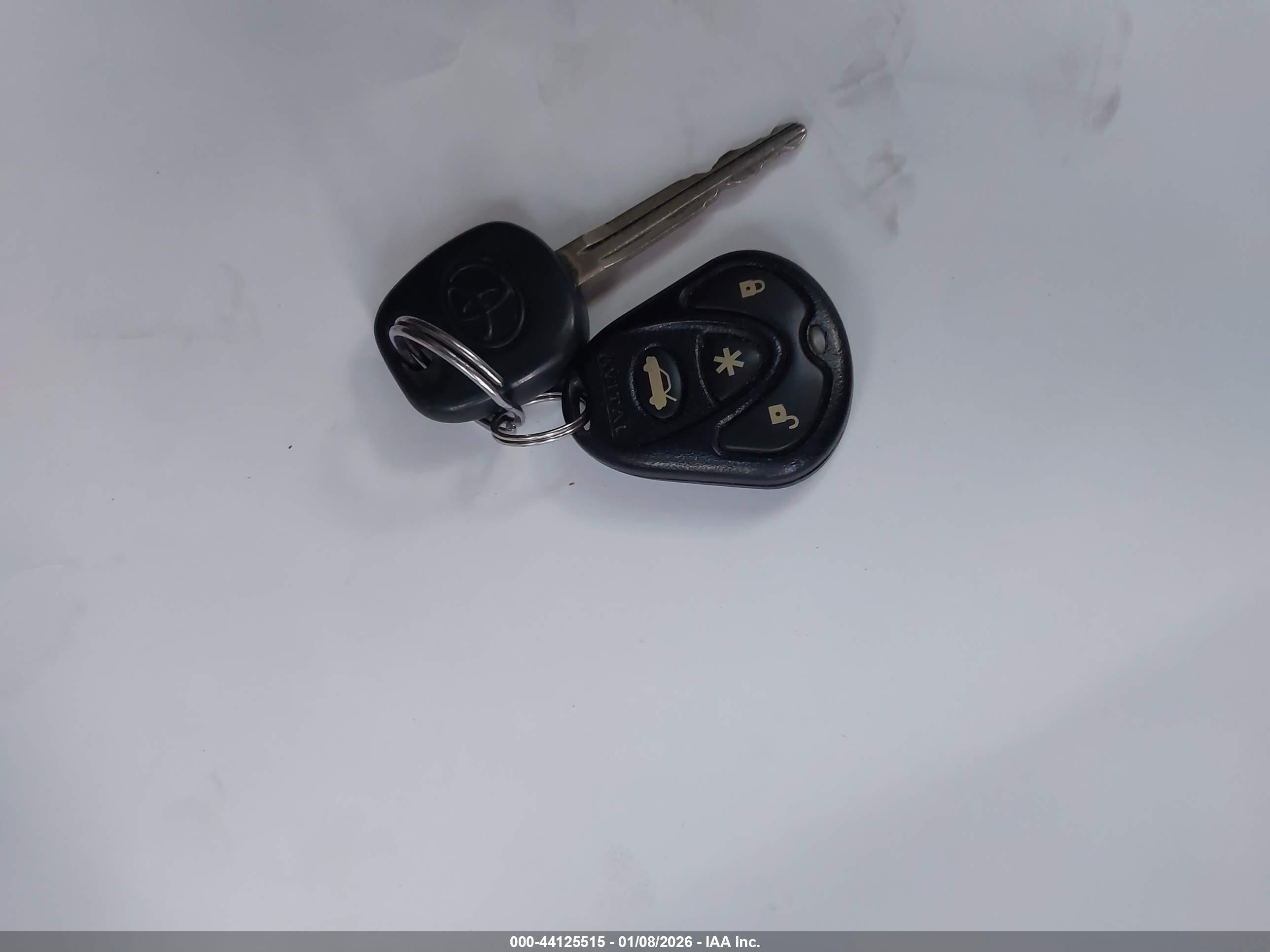 TOYOTA COROLLA image 11