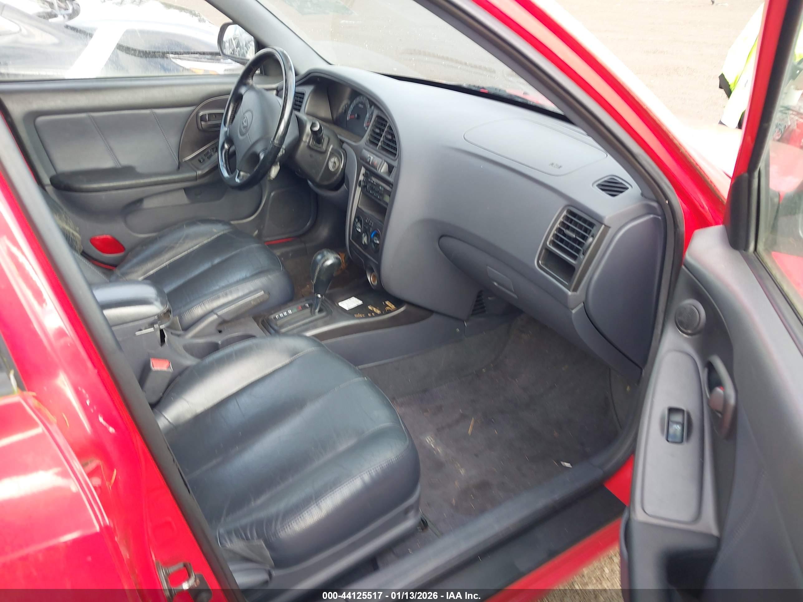 HYUNDAI ELANTRA image 5