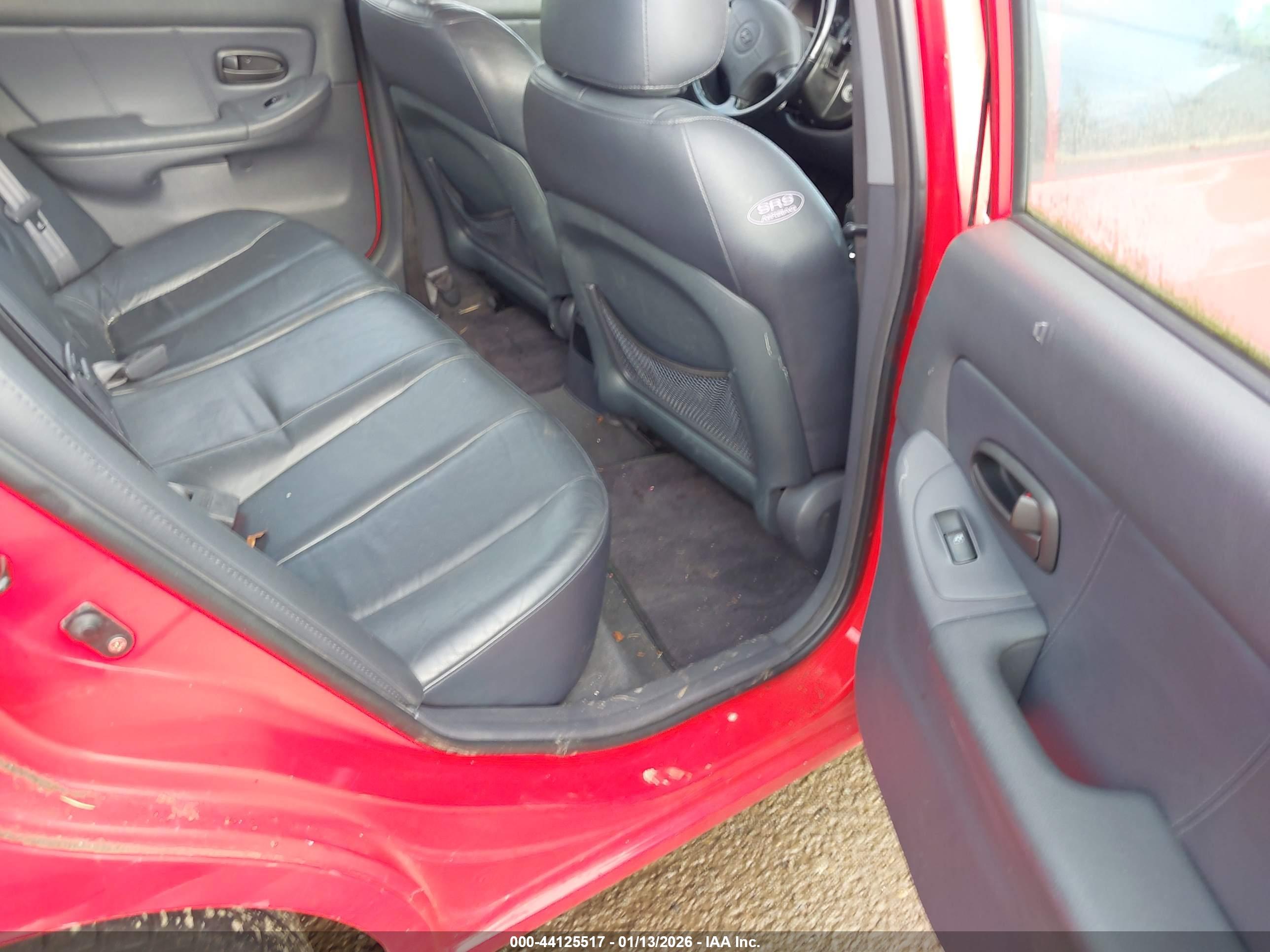 HYUNDAI ELANTRA image 8
