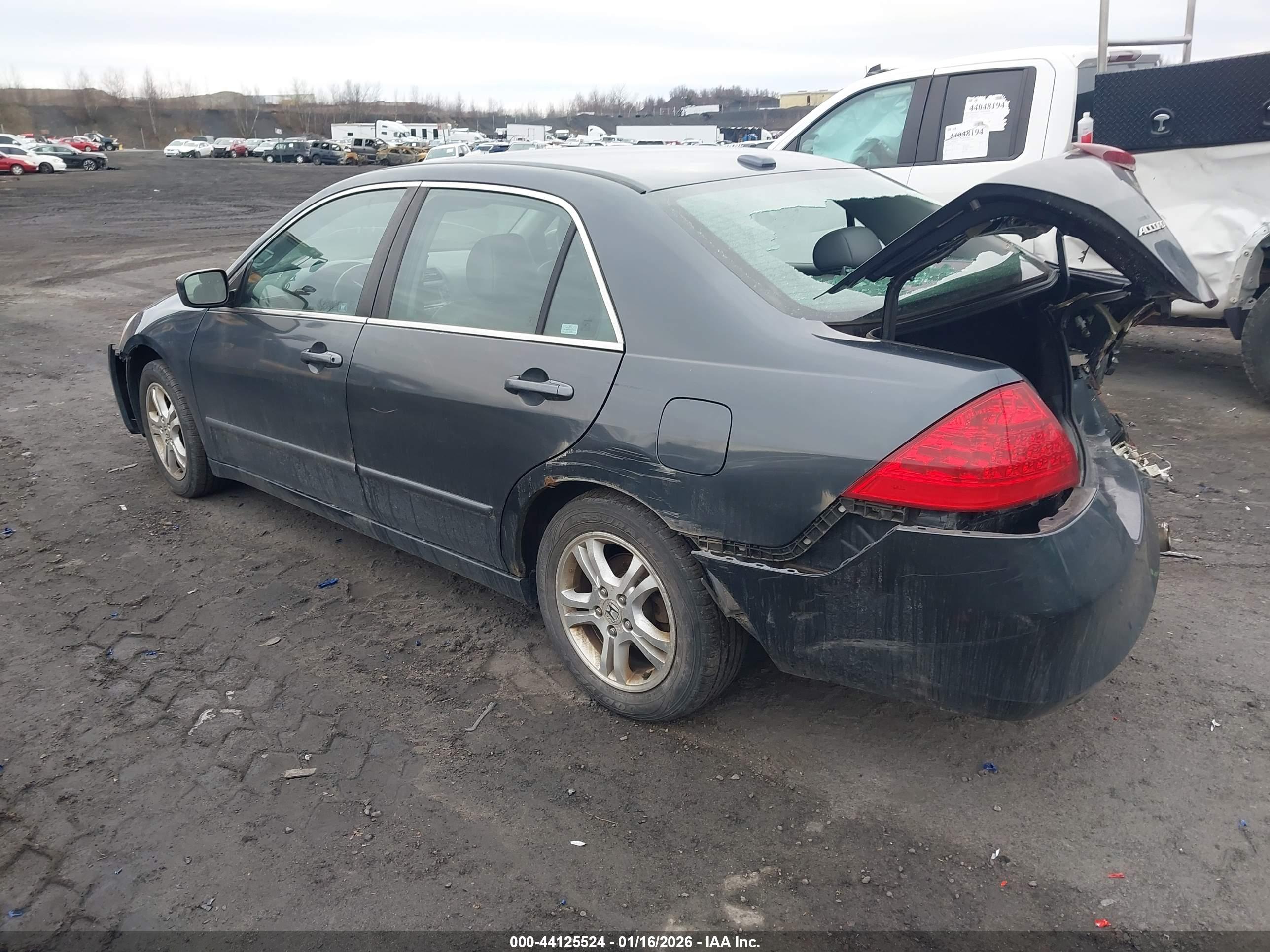 HONDA ACCORD image 3