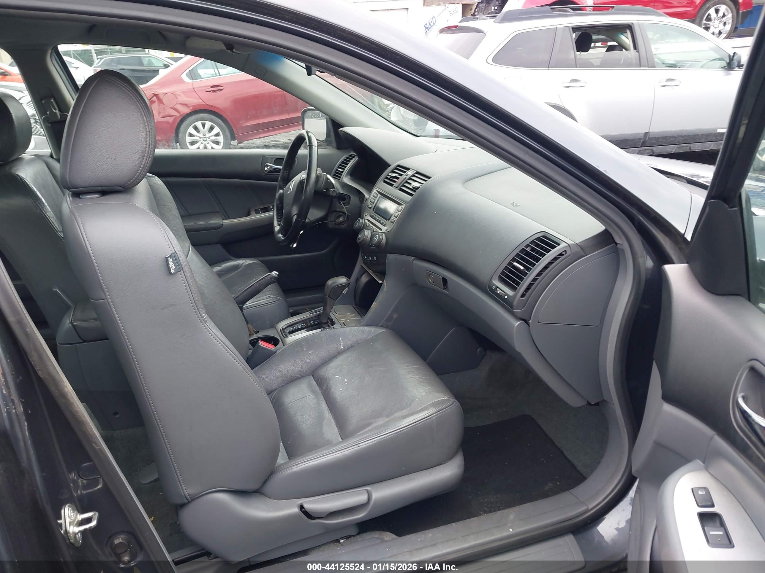 HONDA ACCORD image 5