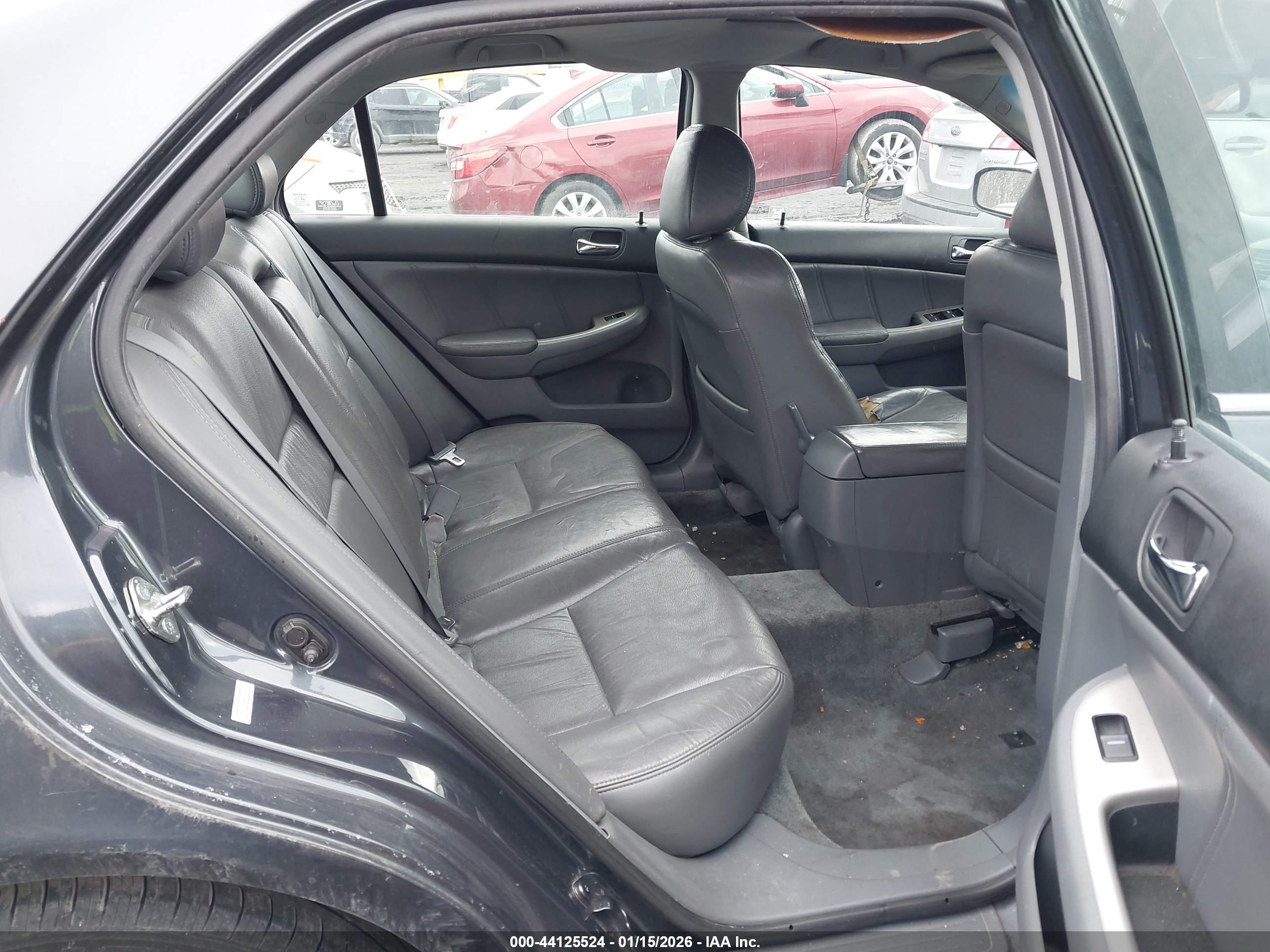 HONDA ACCORD image 8