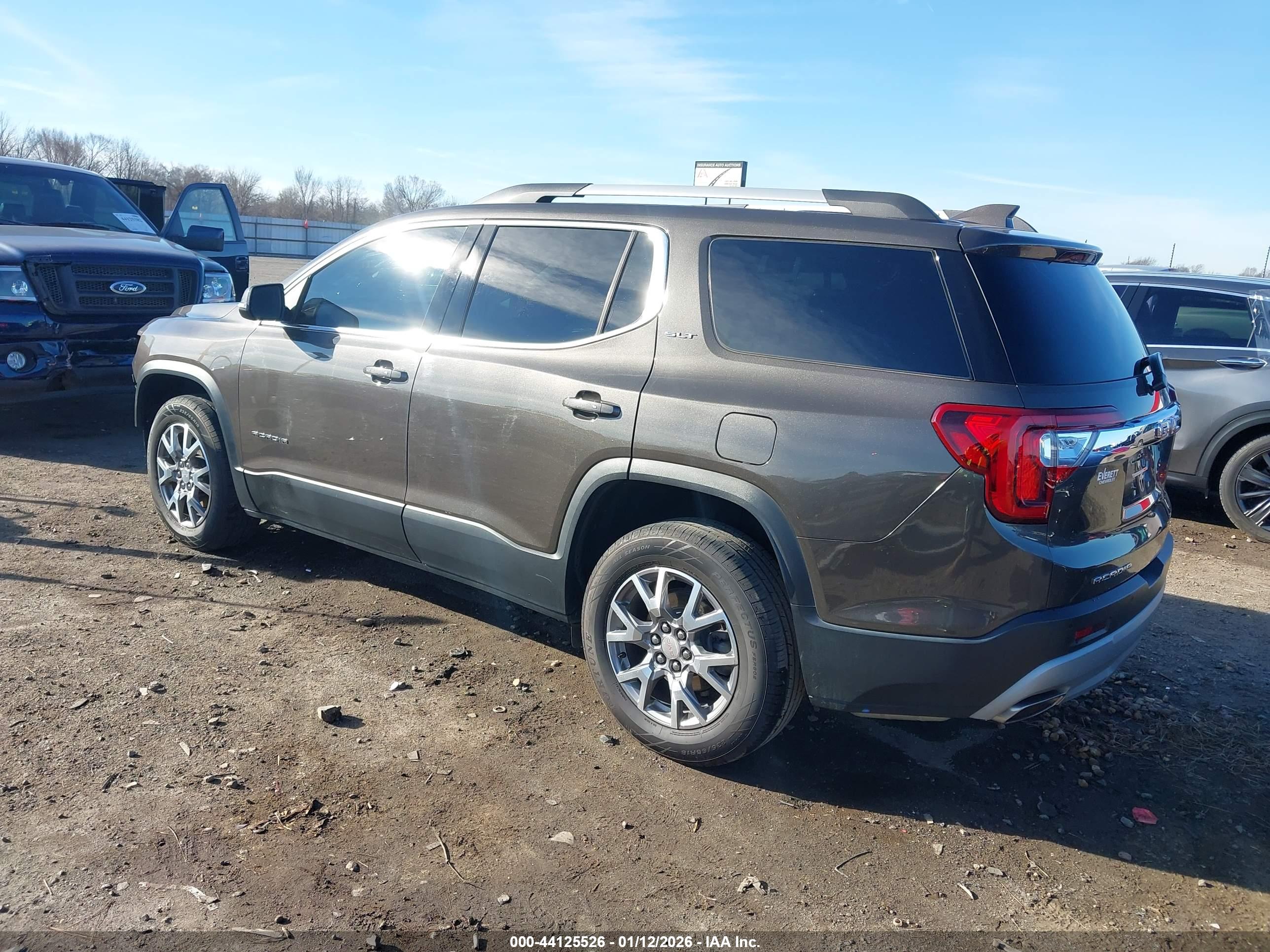 GMC ACADIA image 3