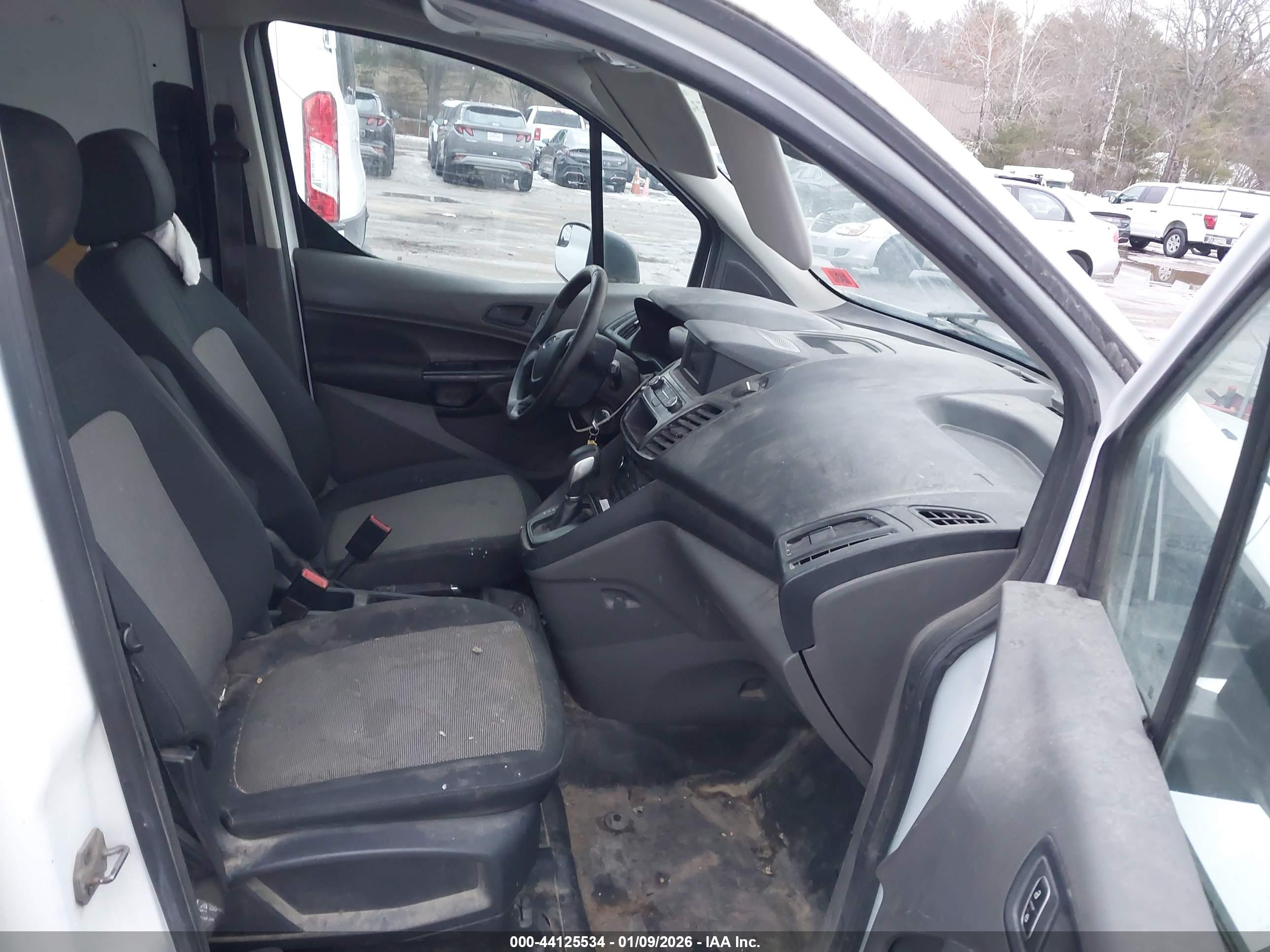 FORD TRANSIT image 5