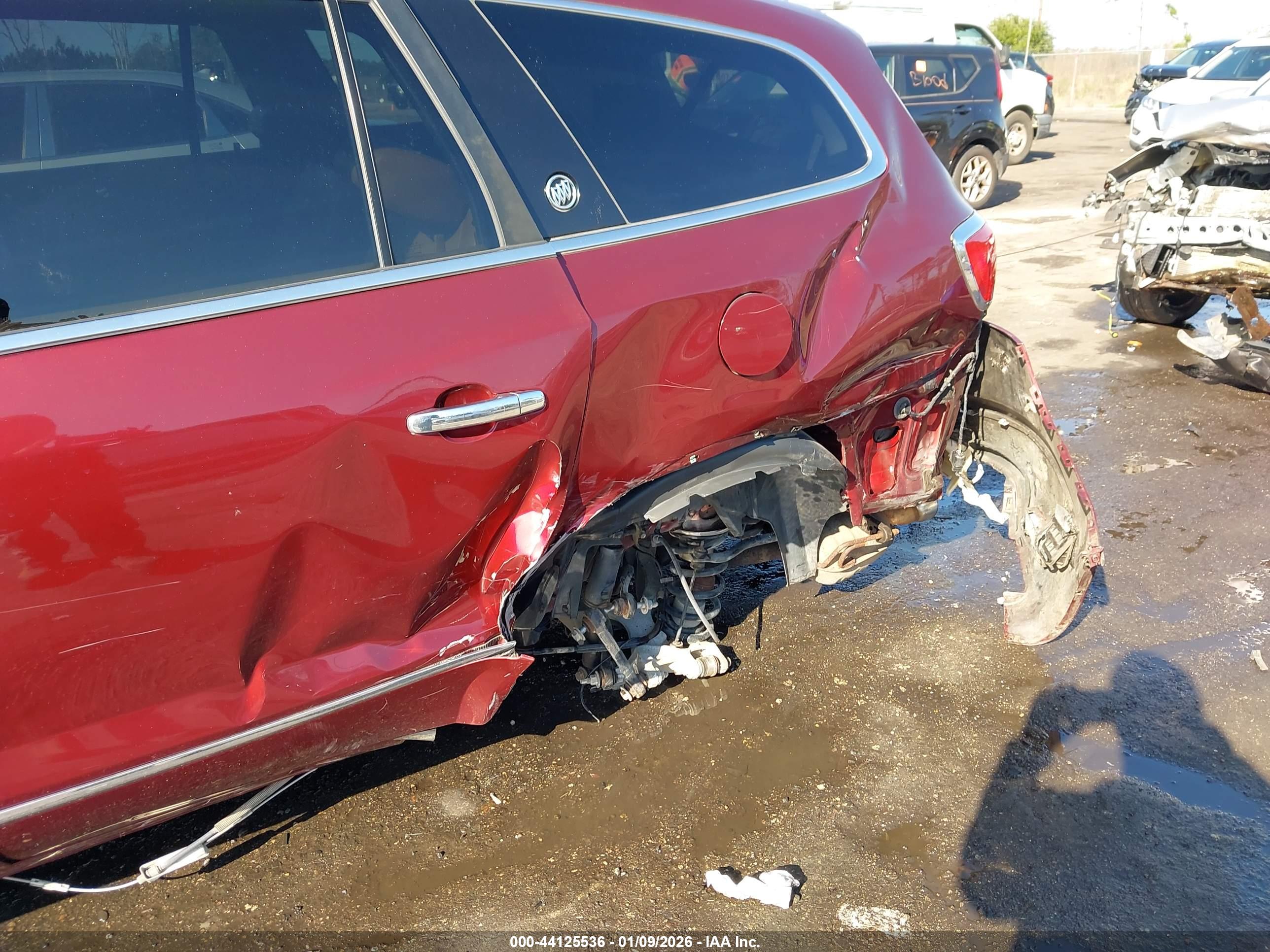 BUICK ENCLAVE image 6