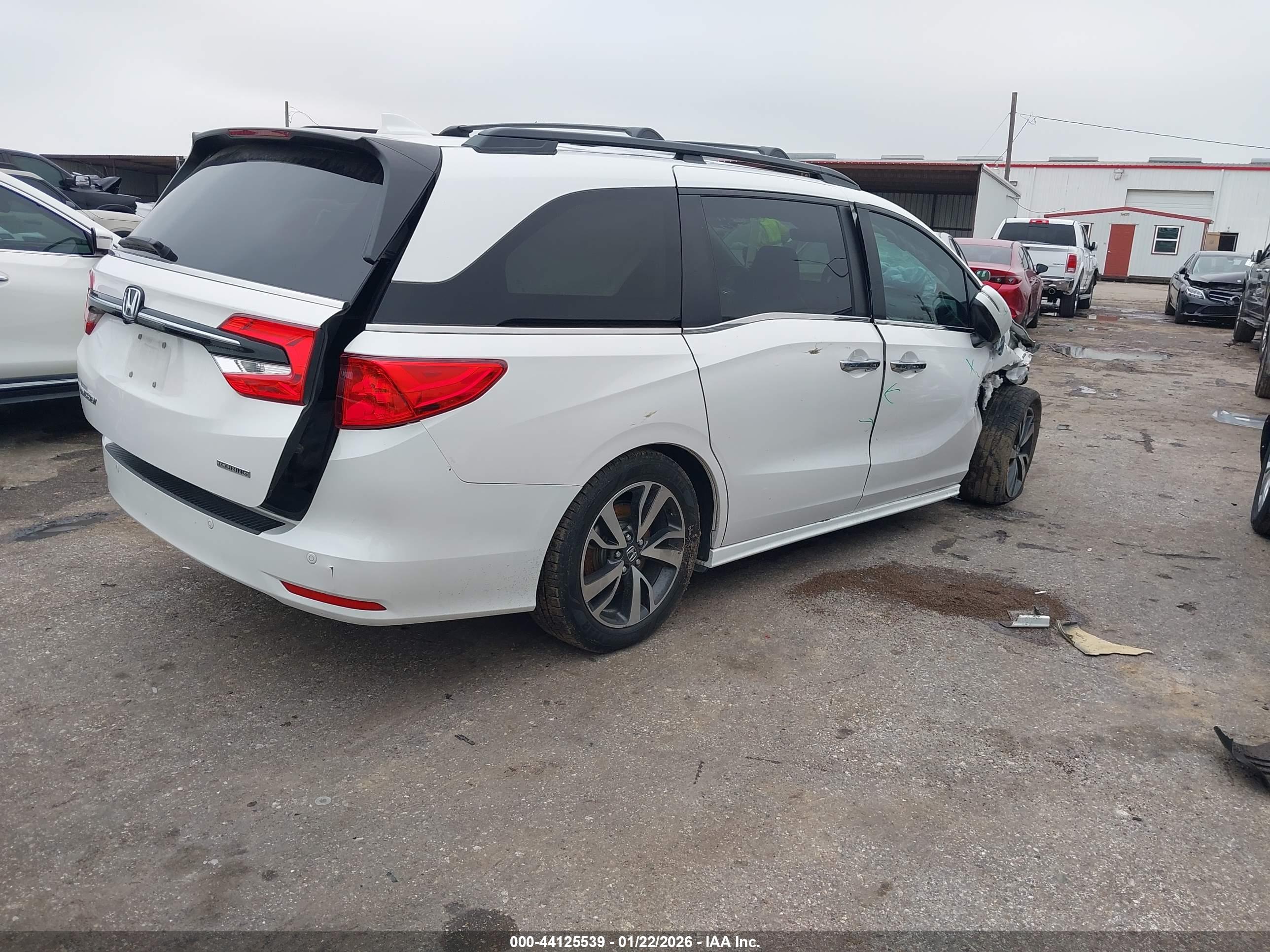 HONDA ODYSSEY image 4
