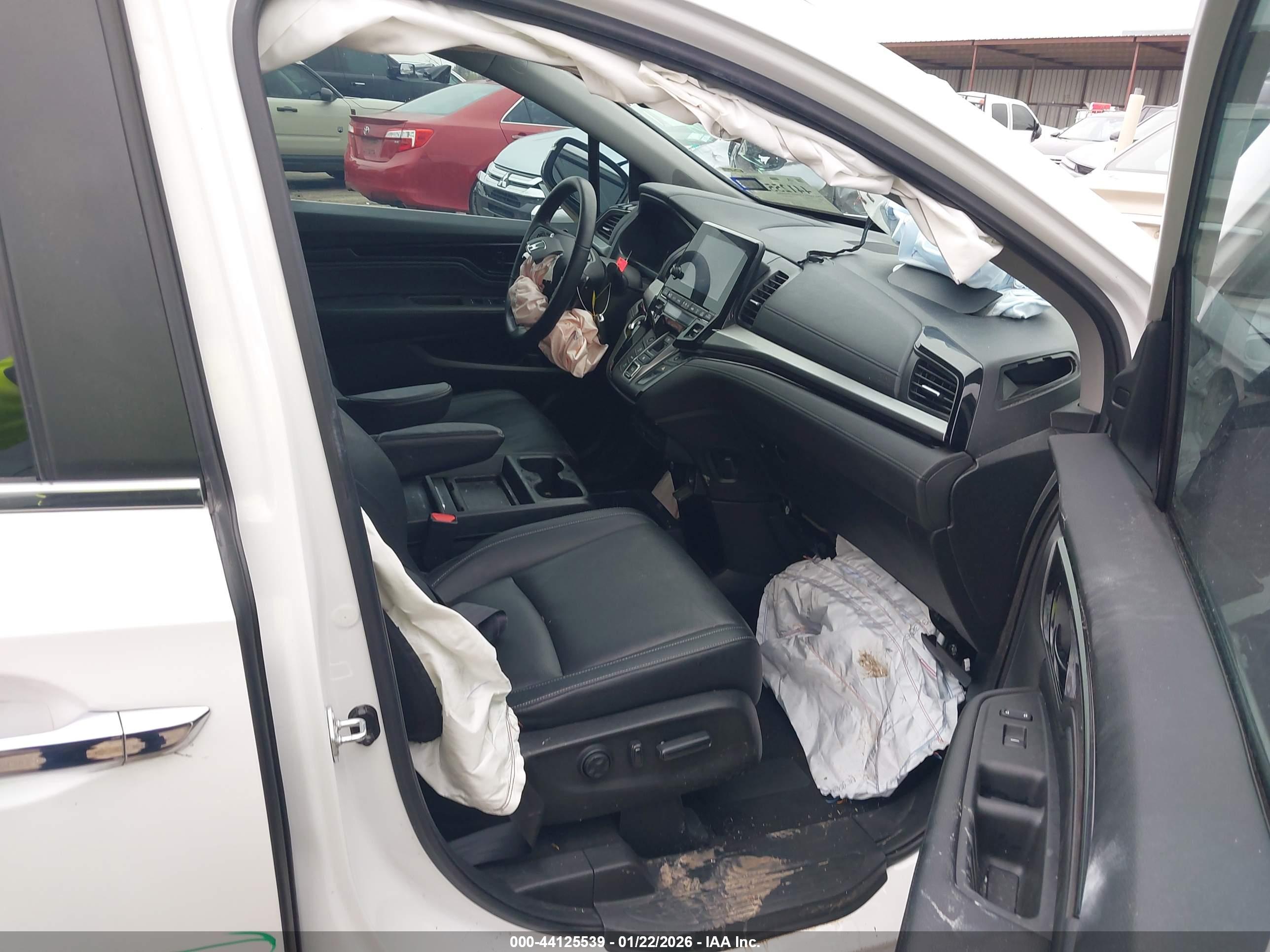HONDA ODYSSEY image 5