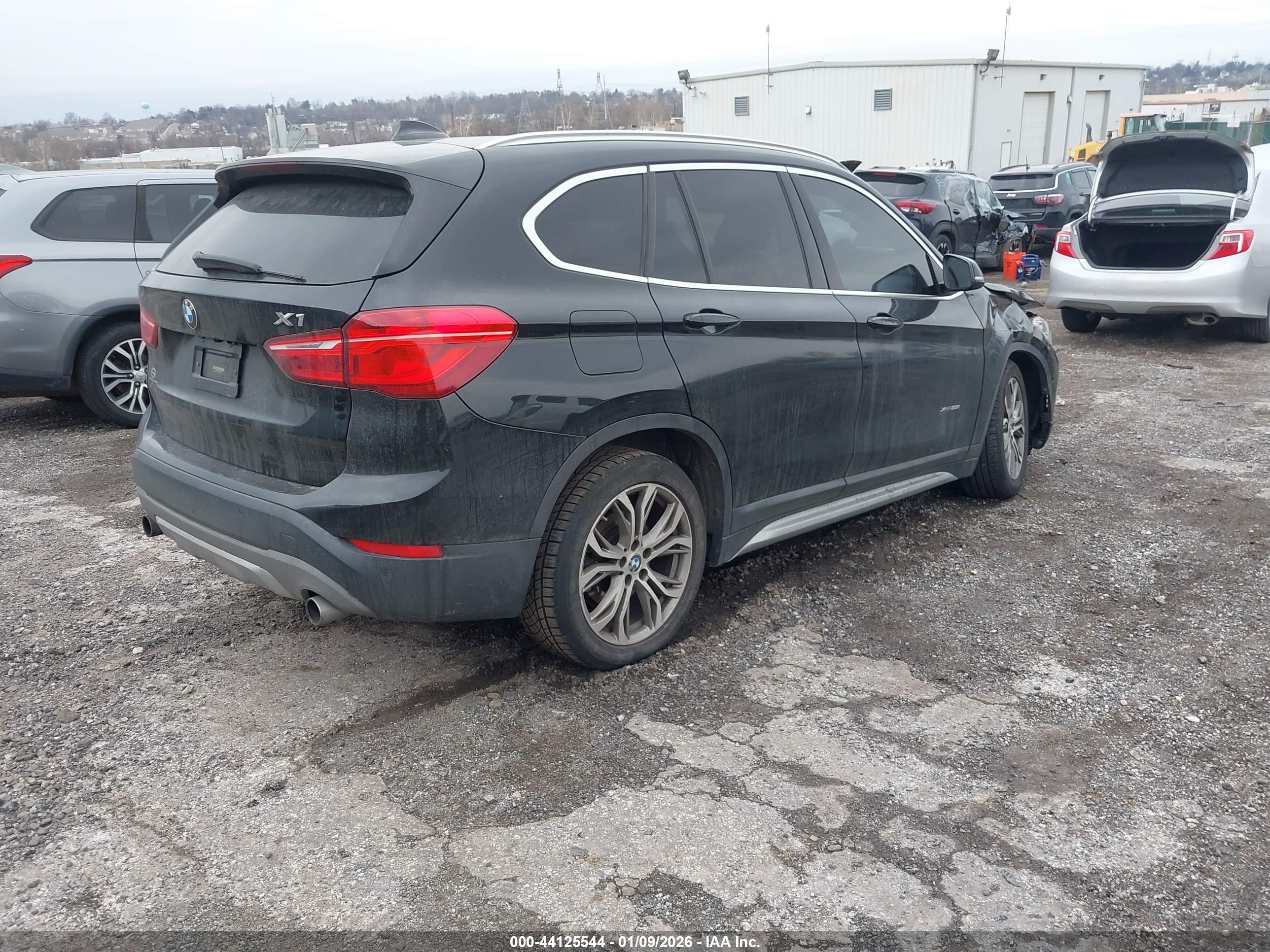 BMW X1 image 4