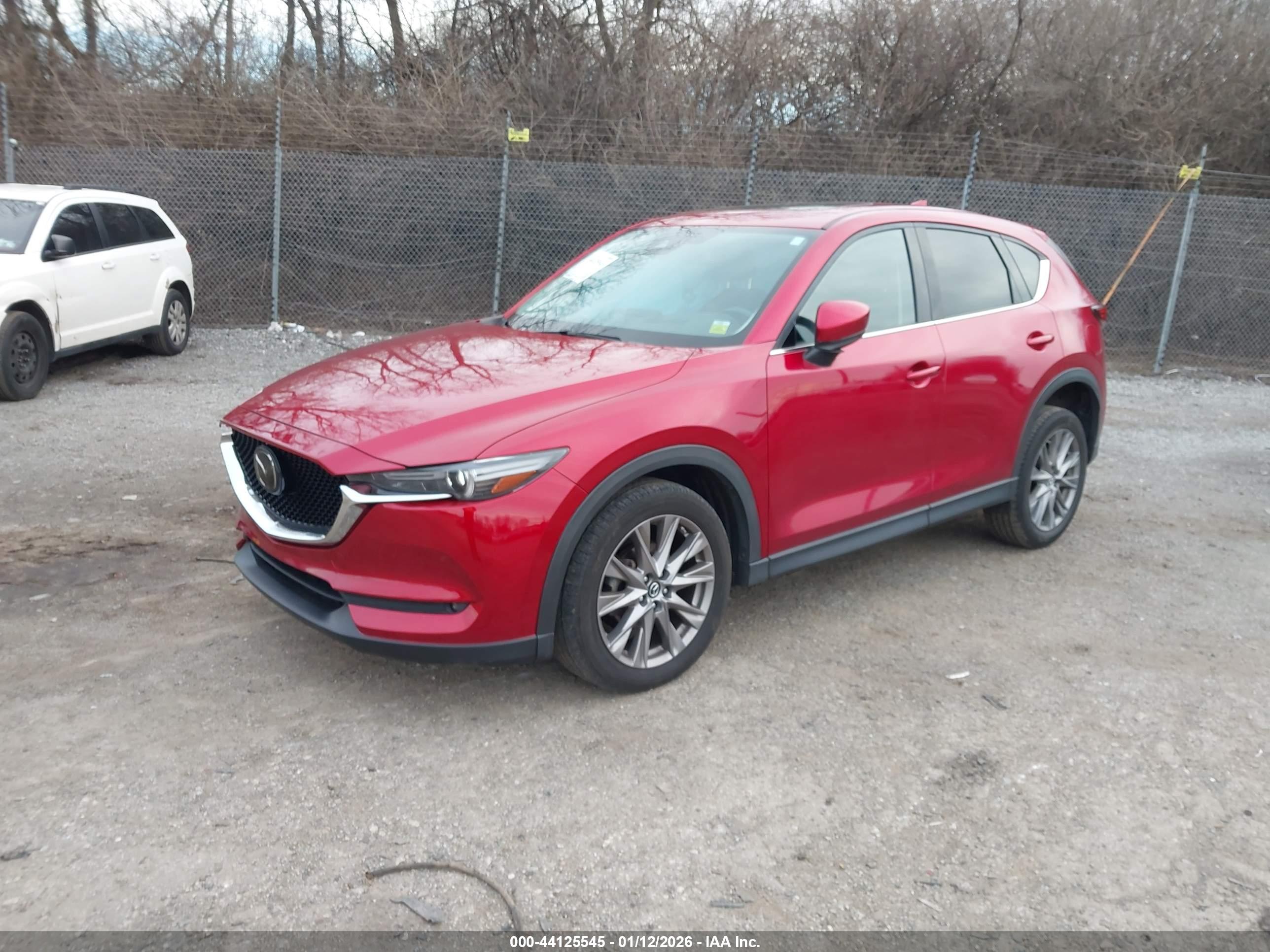MAZDA CX-5 image 2