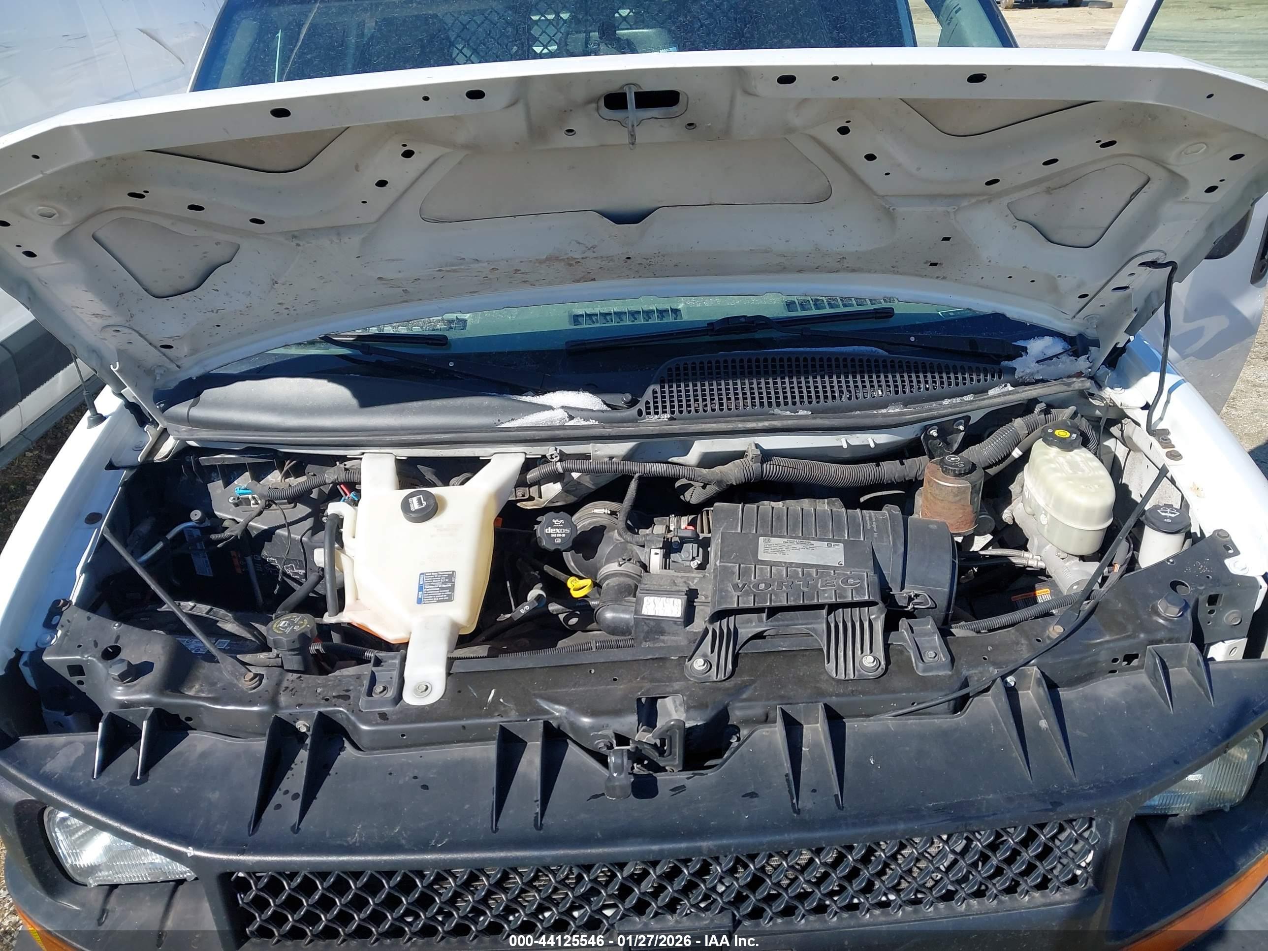 CHEVROLET EXPRESS image 10