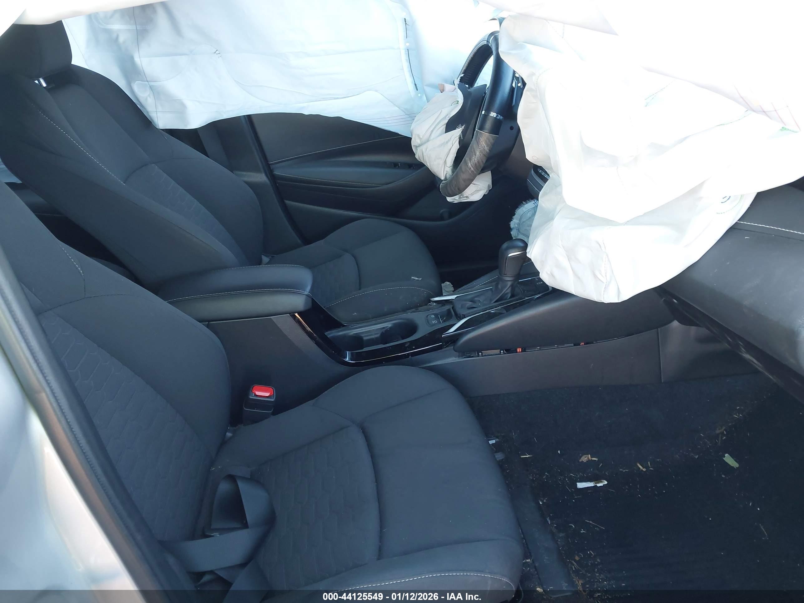 TOYOTA COROLLA image 5