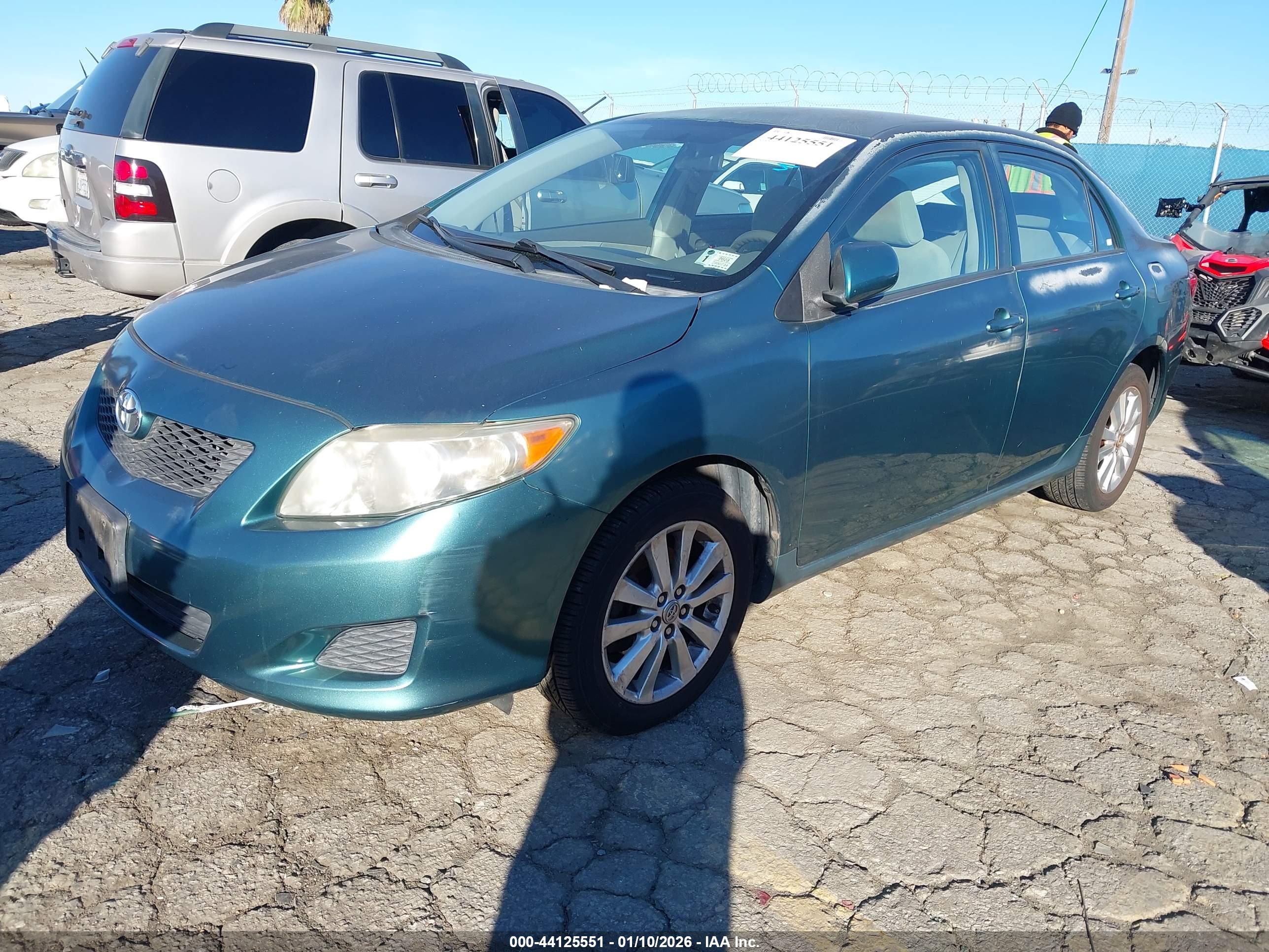 TOYOTA COROLLA image 2