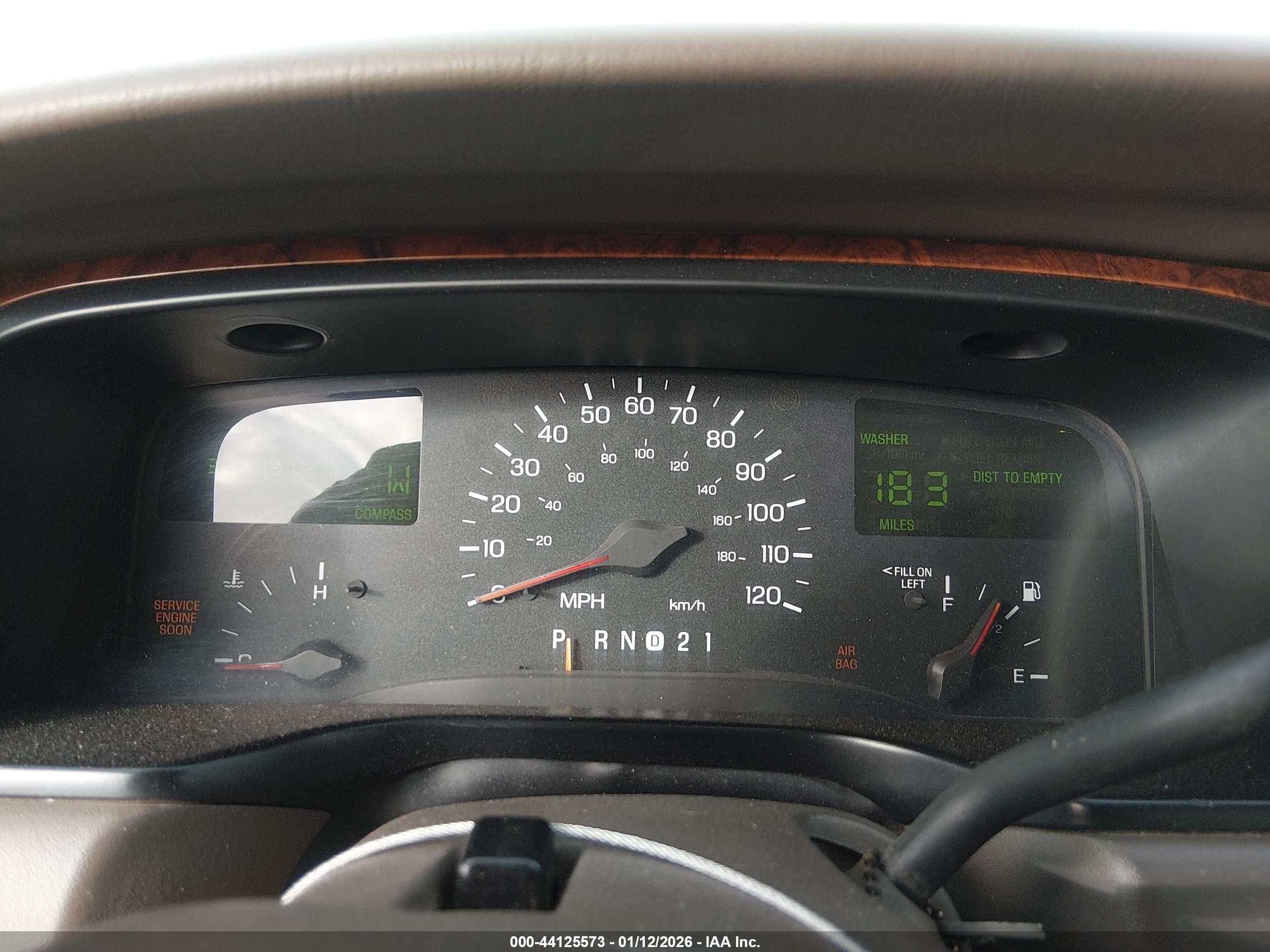 LINCOLN TOWN image 7