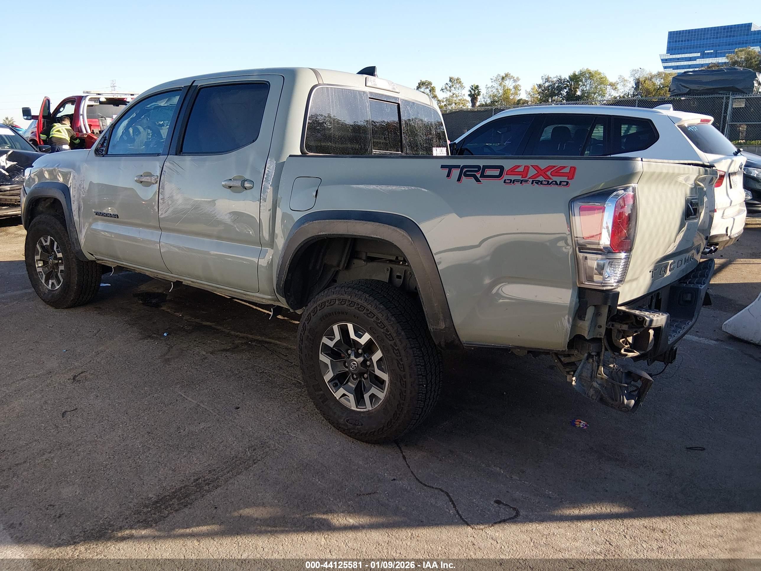 TOYOTA TACOMA image 3