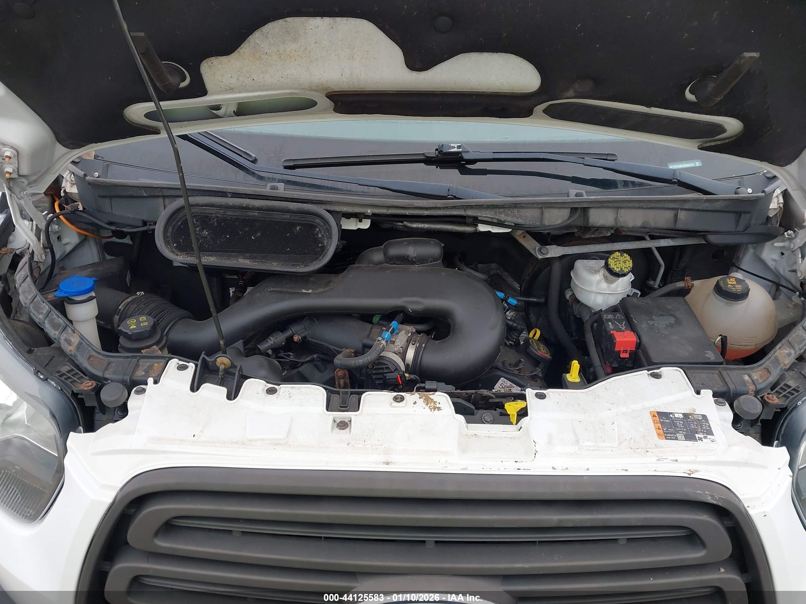 FORD TRANSIT-250 image 10