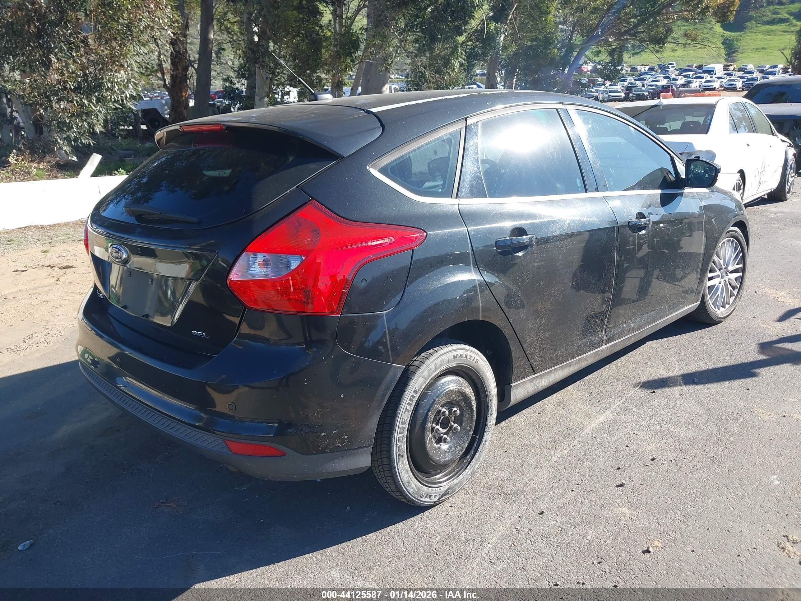 FORD FOCUS image 4