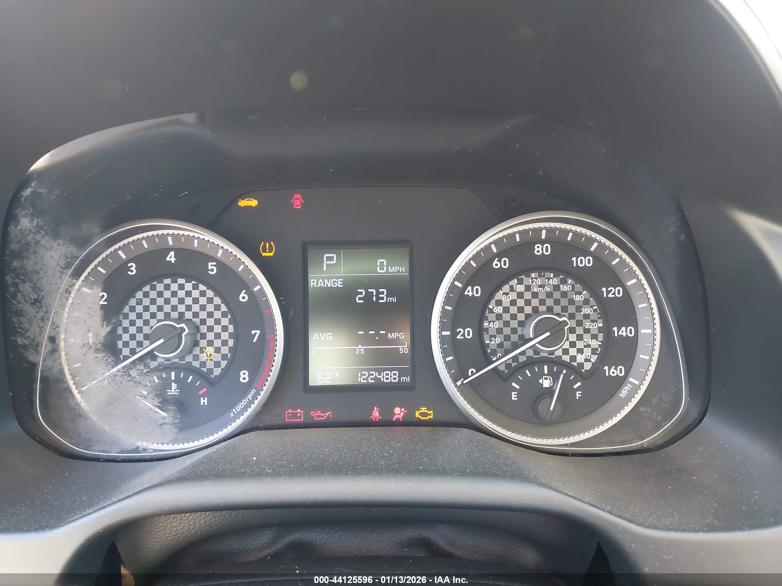 HYUNDAI ELANTRA image 7