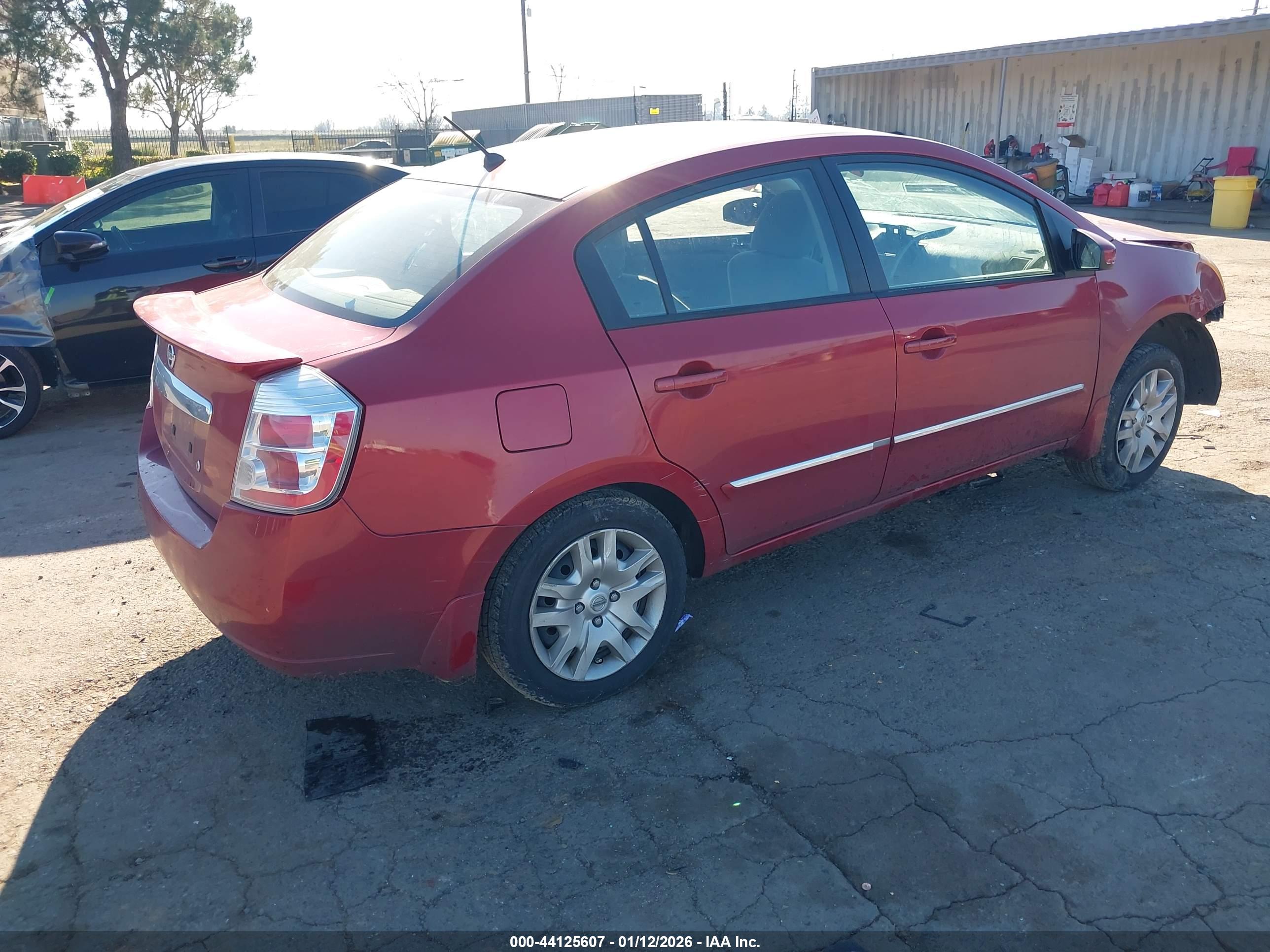 NISSAN SENTRA image 4