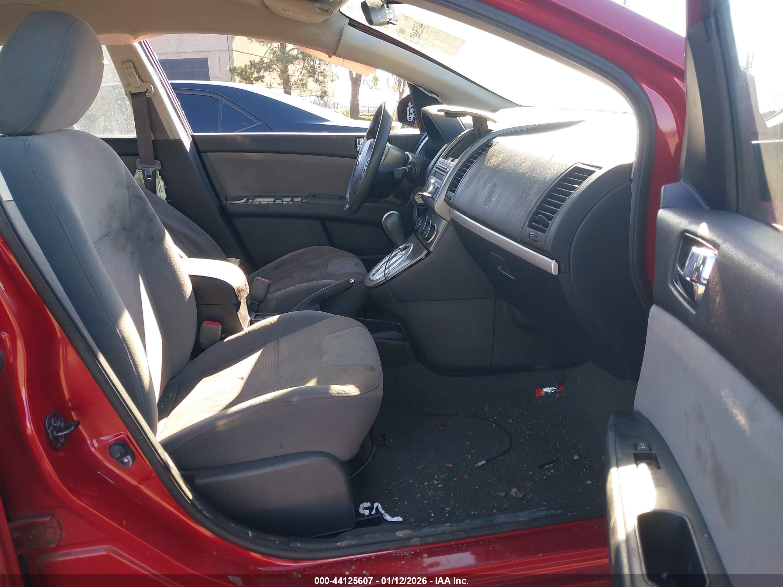 NISSAN SENTRA image 5