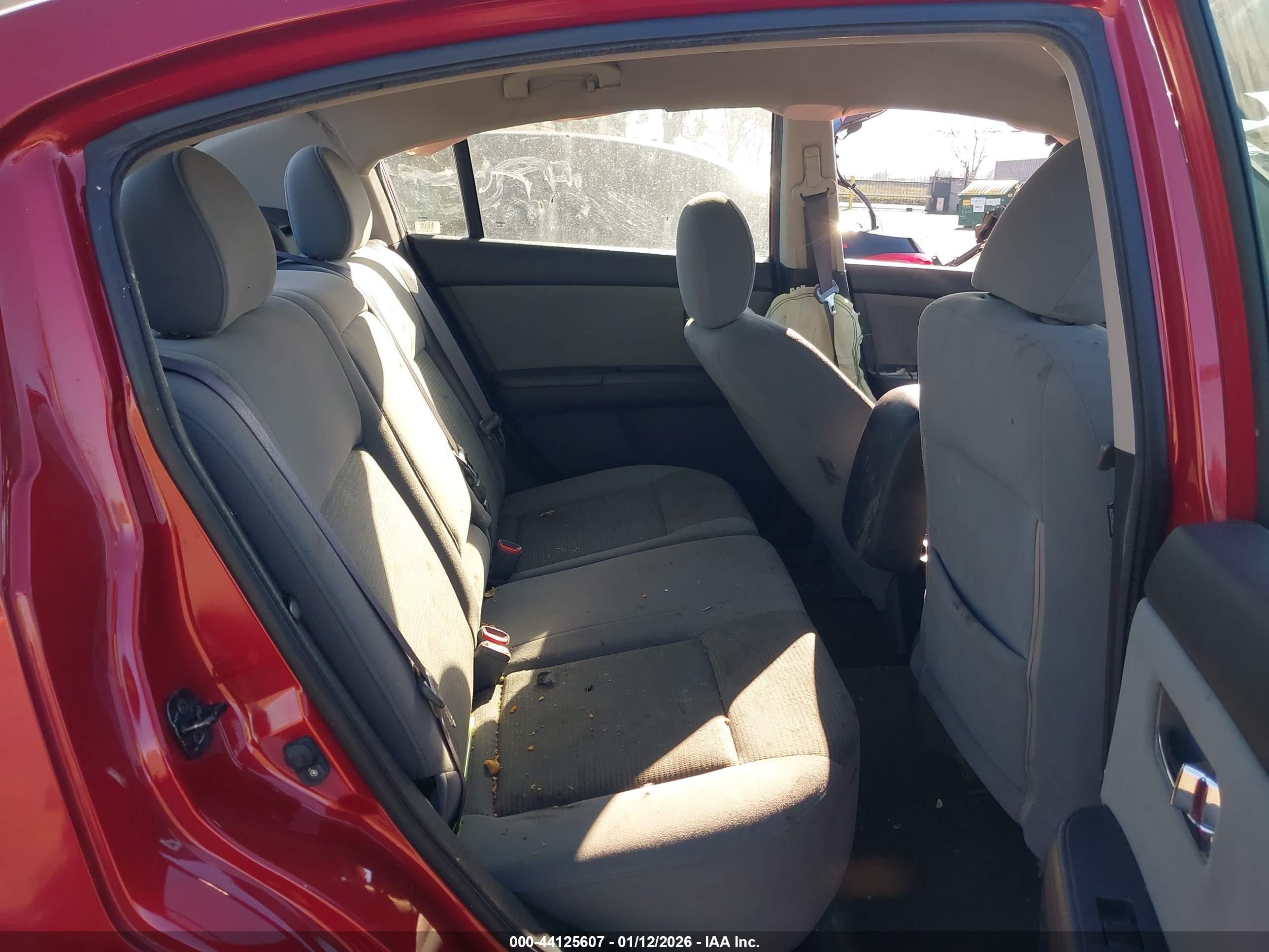 NISSAN SENTRA image 8