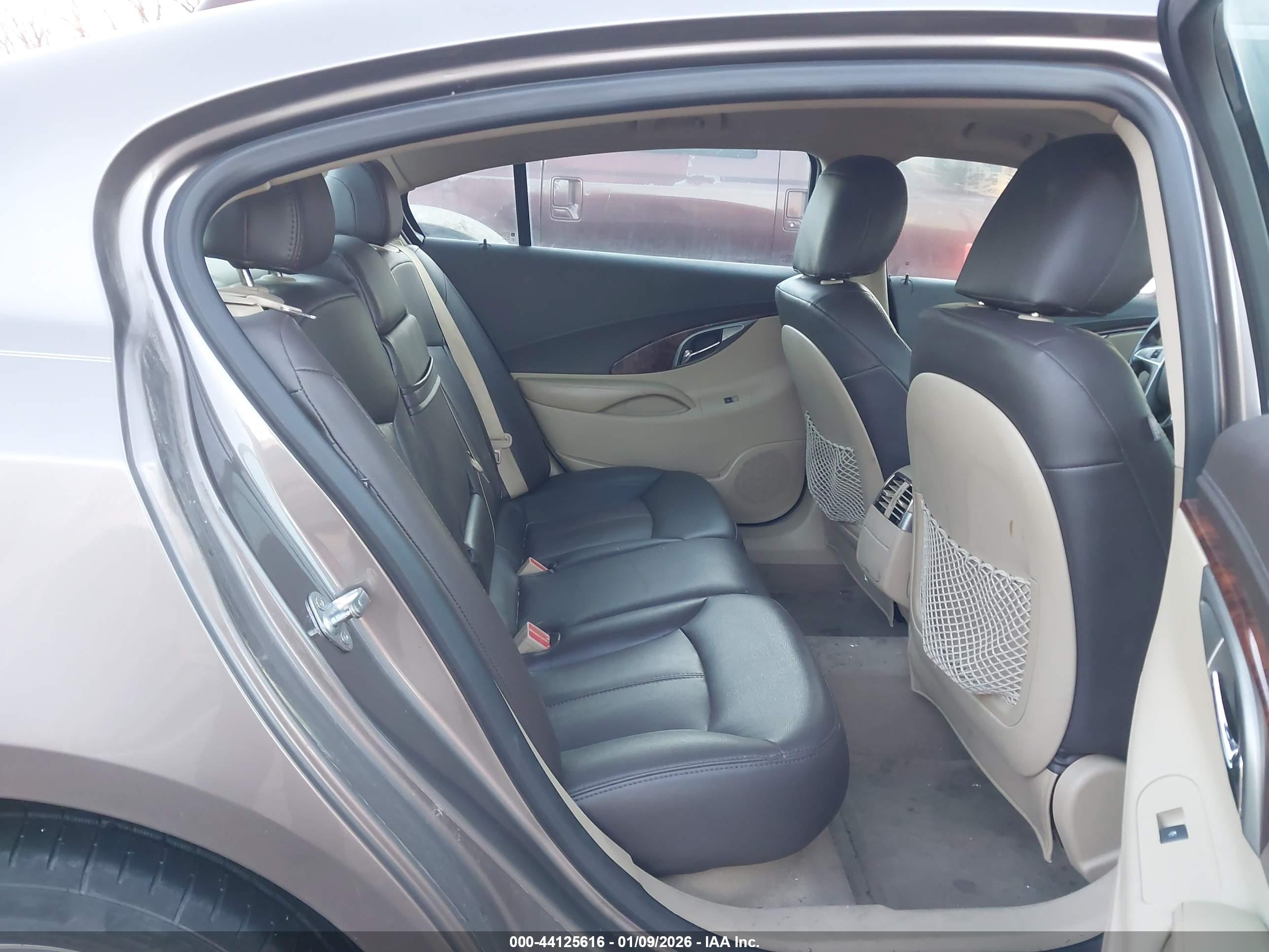 BUICK LACROSSE image 8