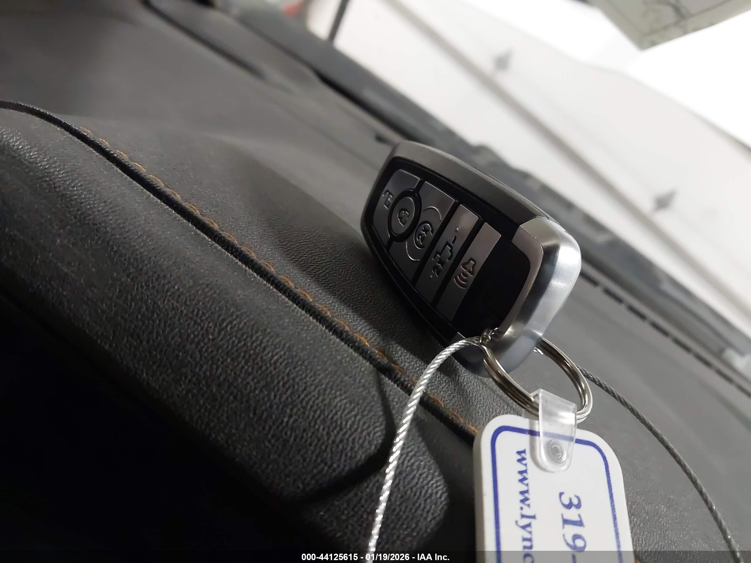 FORD F-150 image 11