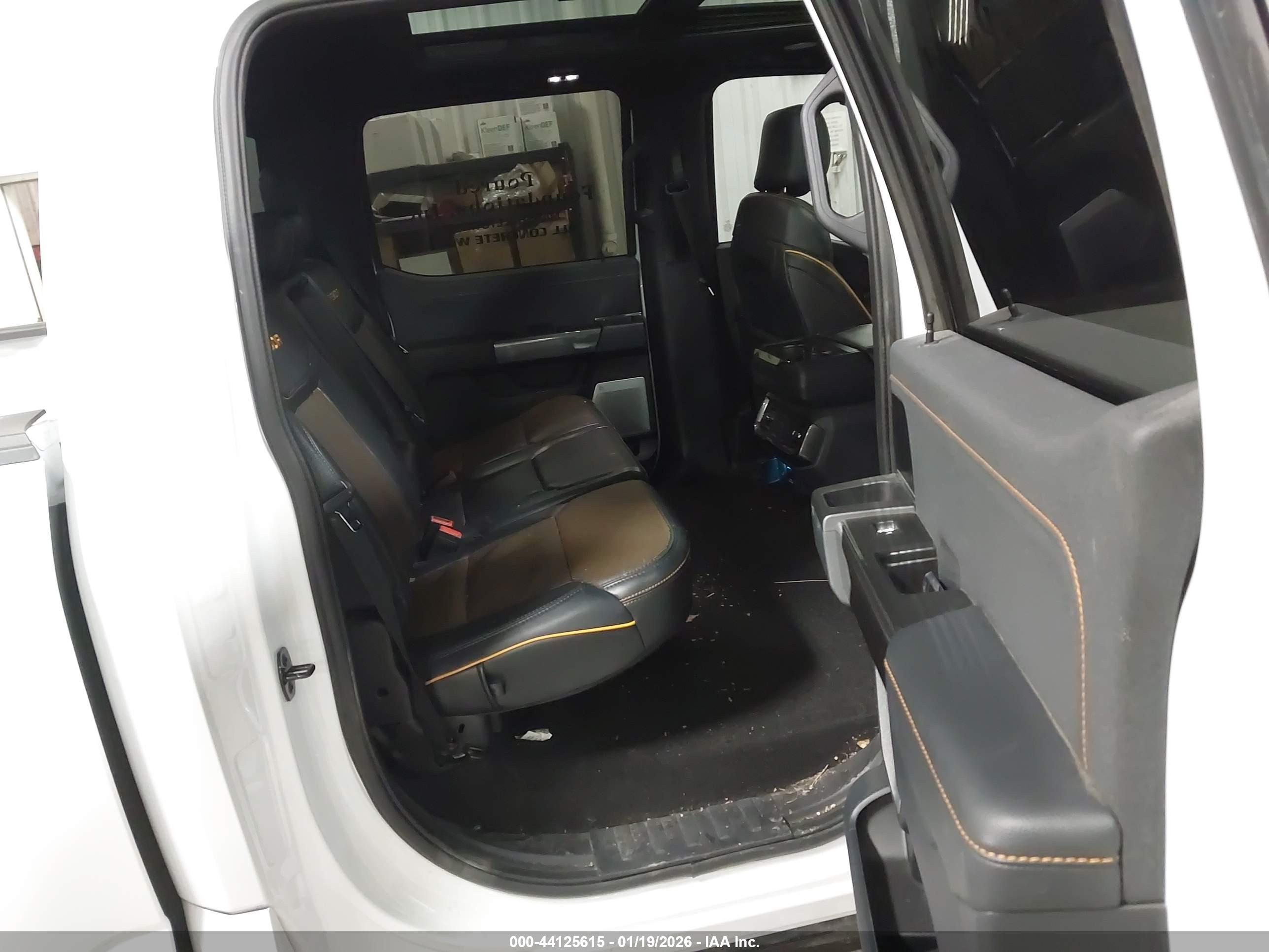 FORD F-150 image 8