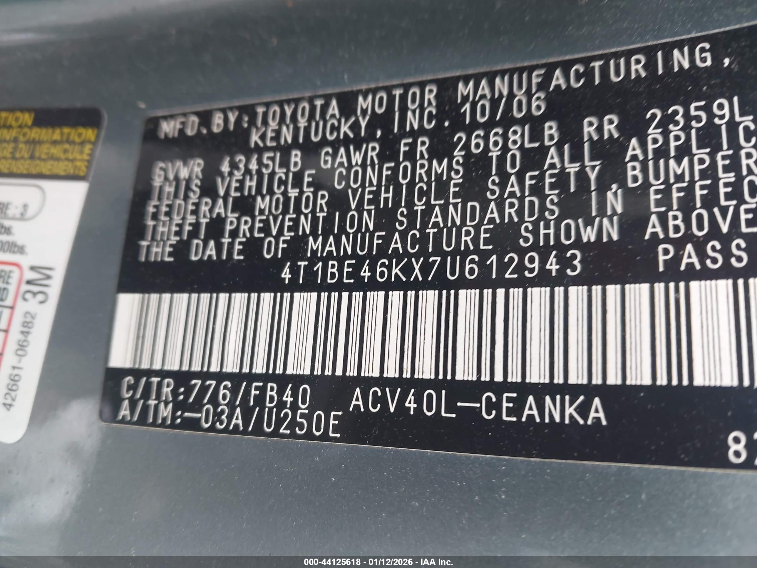 TOYOTA CAMRY image 9