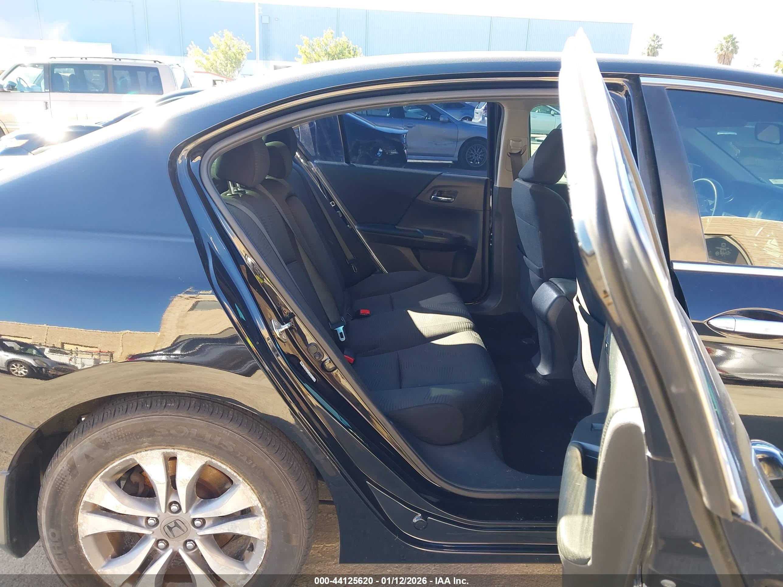 HONDA ACCORD image 8