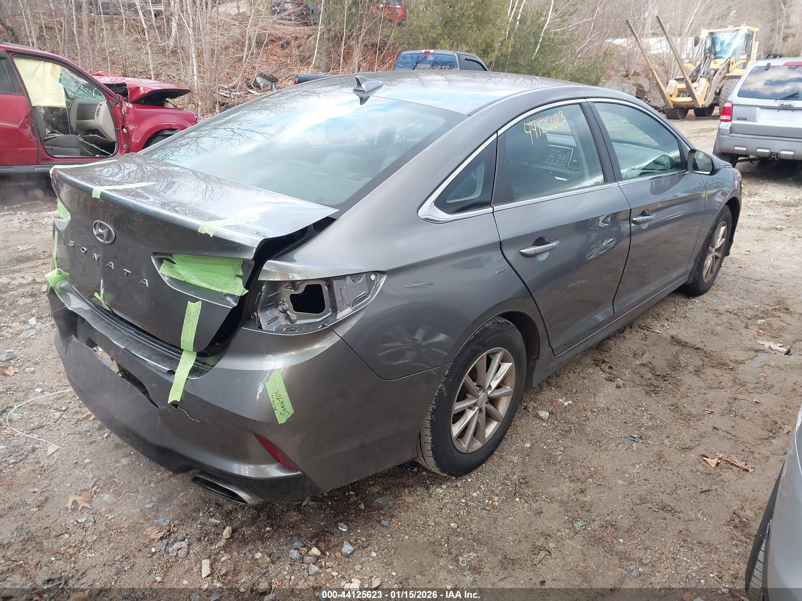 HYUNDAI SONATA image 4