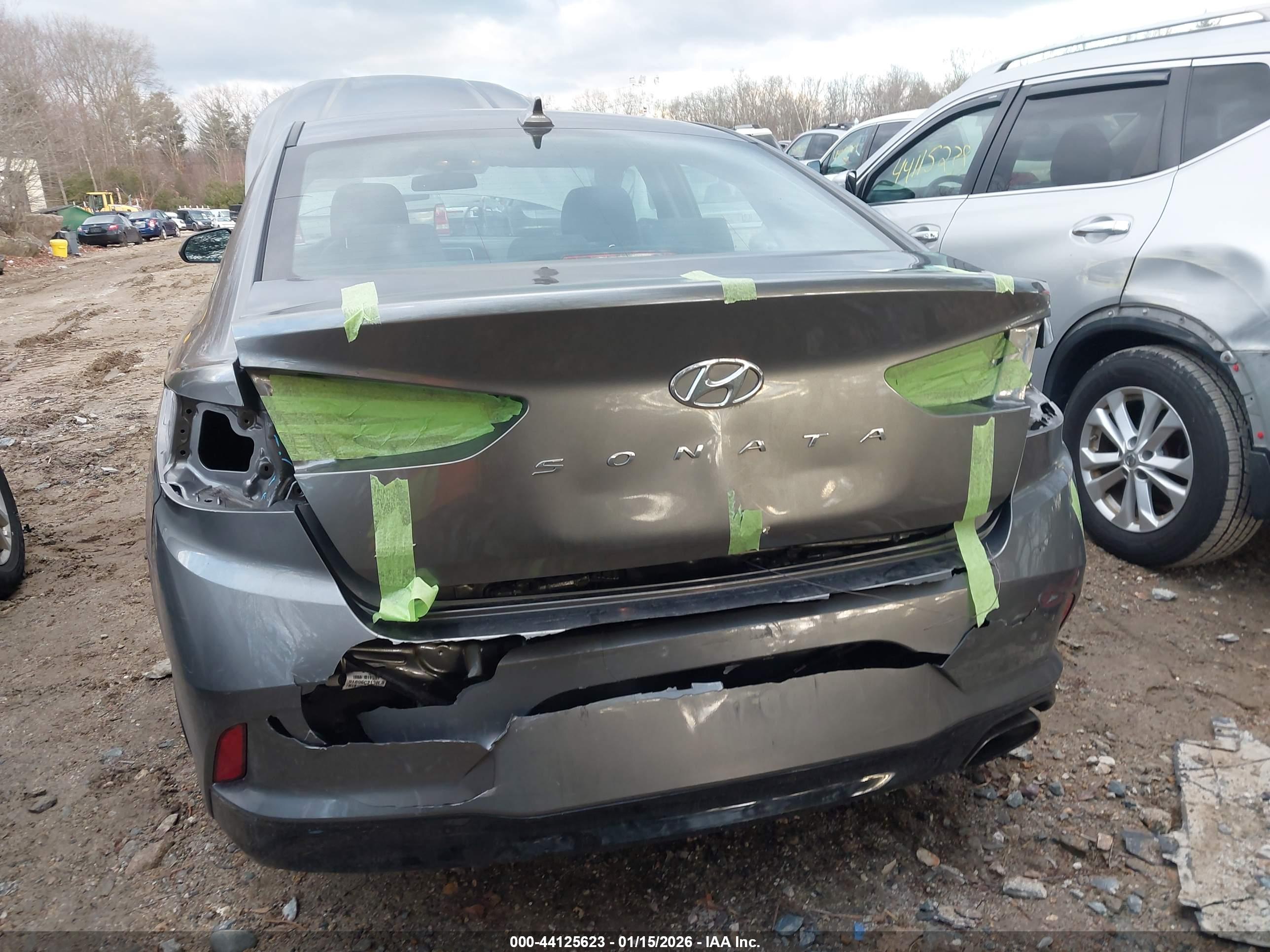 HYUNDAI SONATA image 6