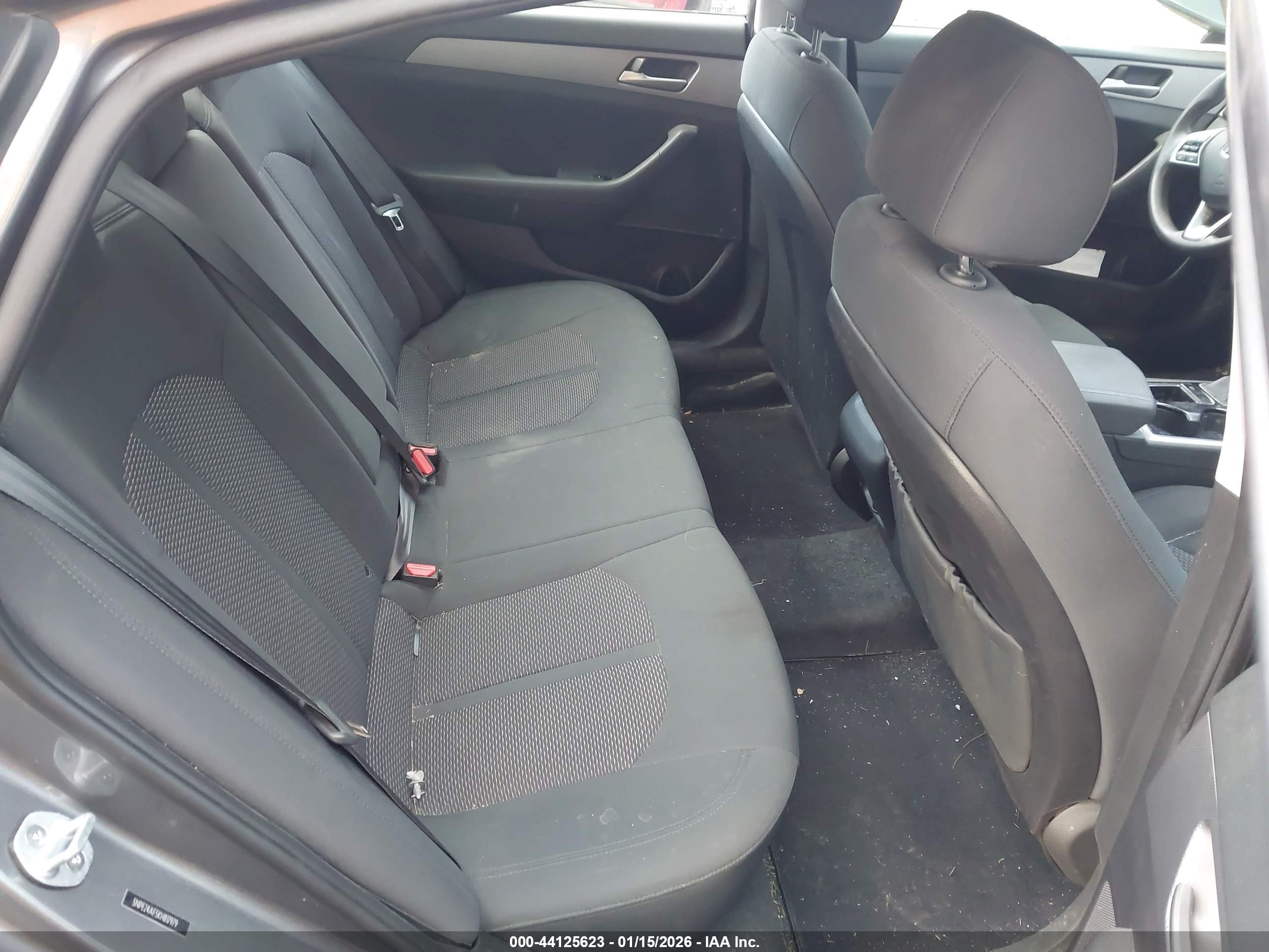 HYUNDAI SONATA image 8